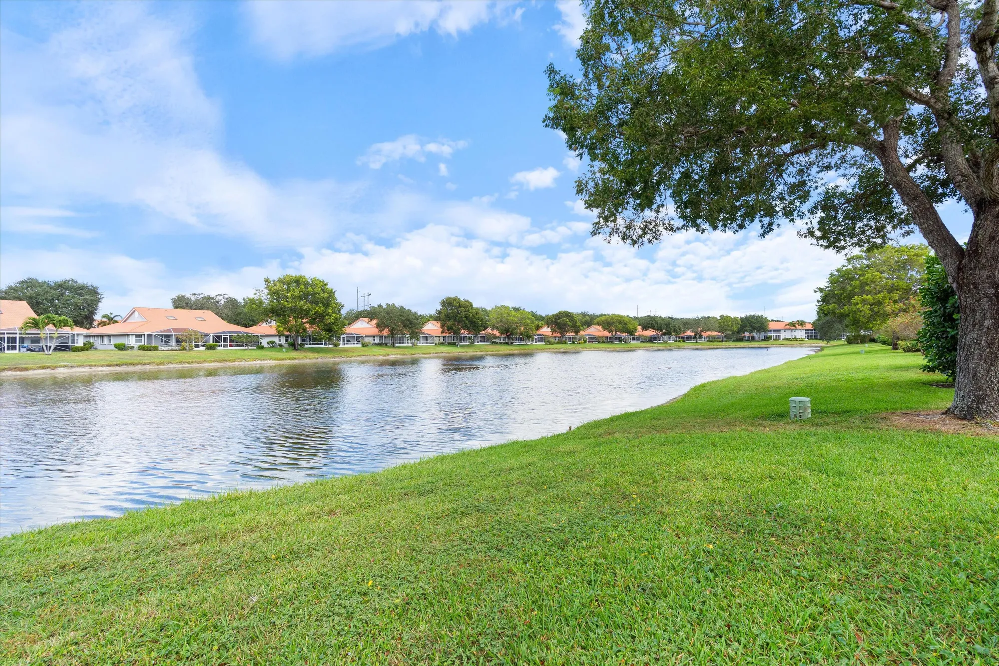 Property Slideshow image 4 of 32 | 7741 springwater pl b, Boynton Beach, FL, 33437