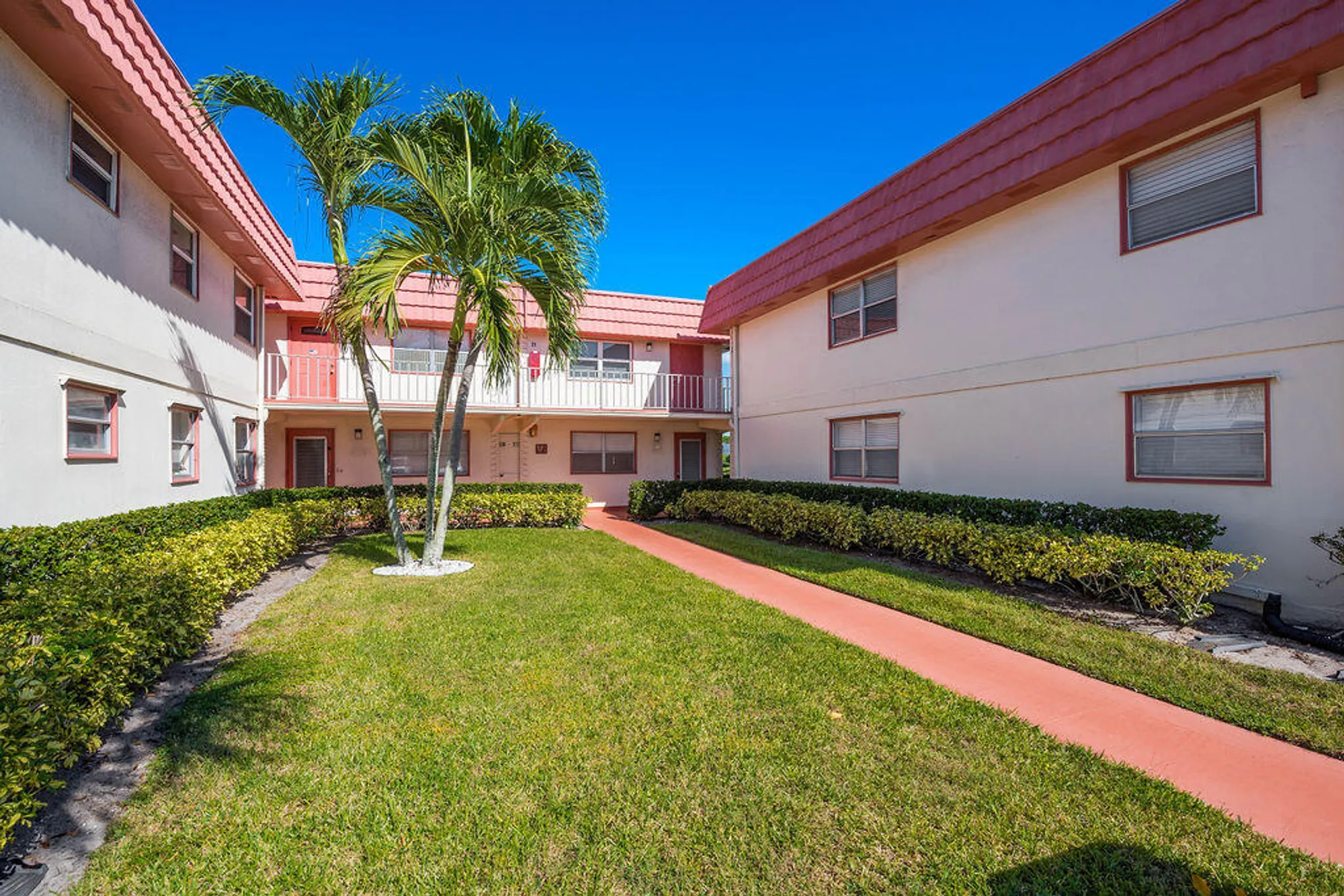 Property Slideshow image 22 of 32 | 7 saxony a, Delray Beach, FL, 33446