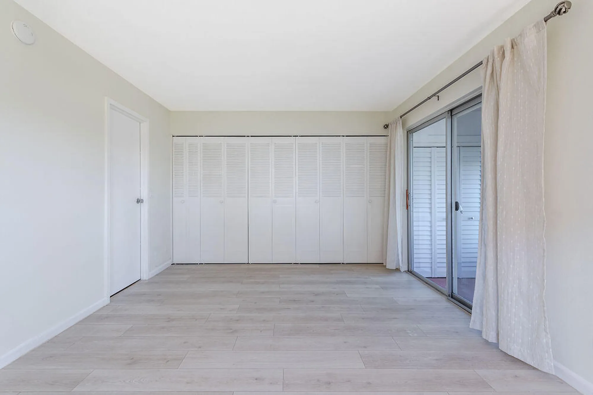 Property Slideshow image 15 of 32 | 7 saxony a, Delray Beach, FL, 33446