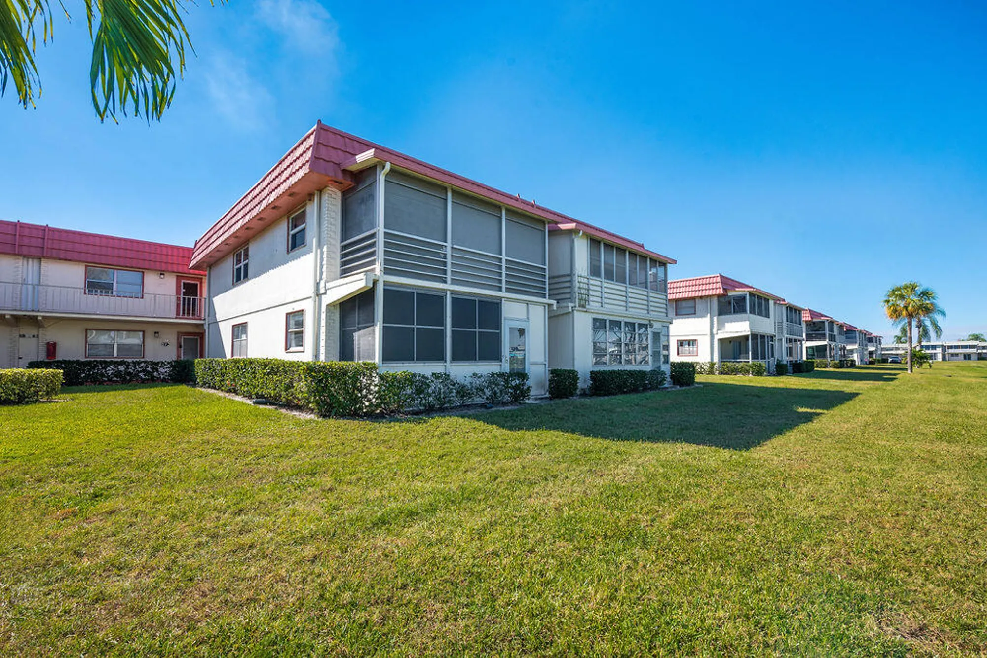 Property Slideshow image 21 of 32 | 7 saxony a, Delray Beach, FL, 33446