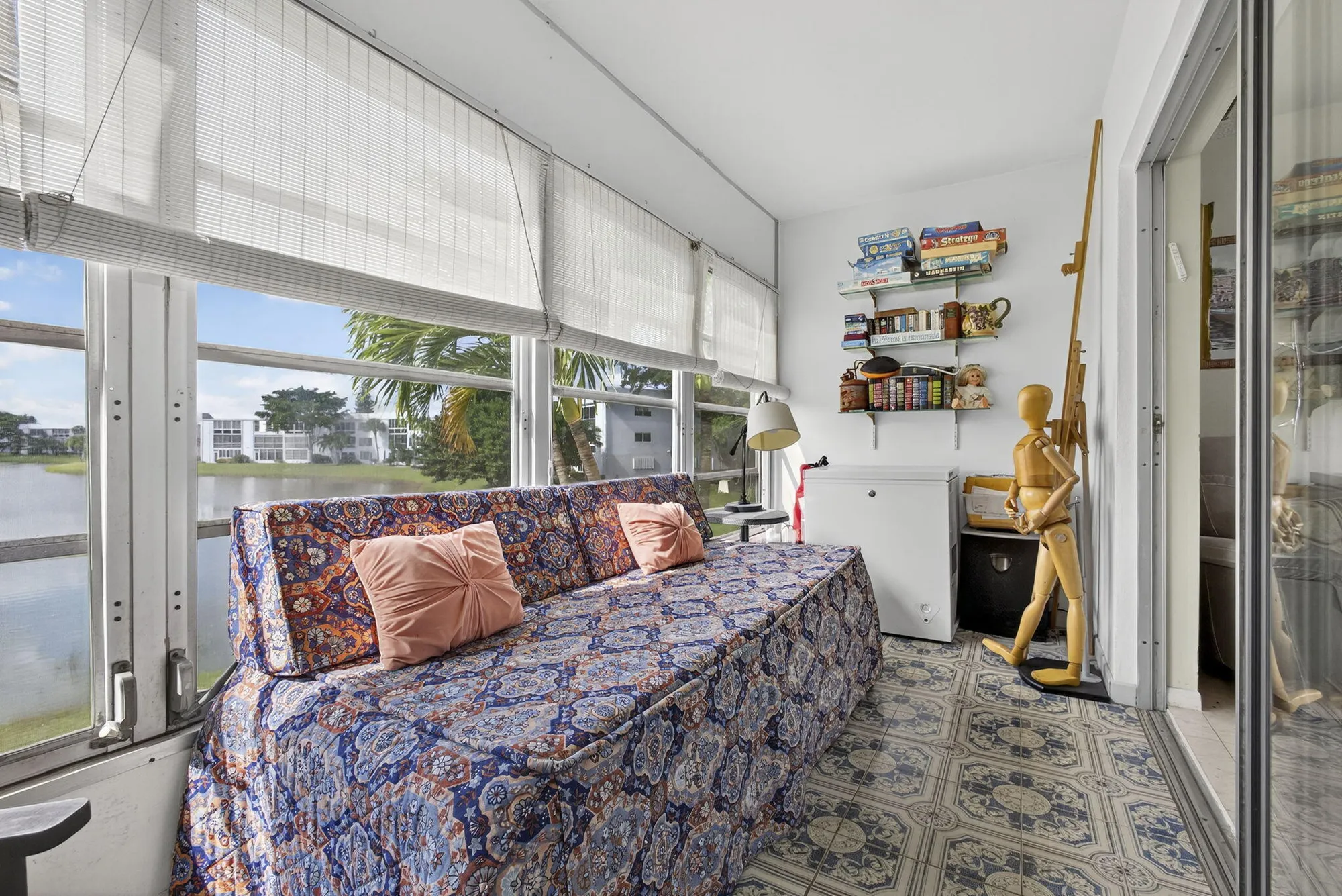 Property Slideshow image 15 of 38 | 207 wellington e unit e, West Palm Beach, FL, 33417