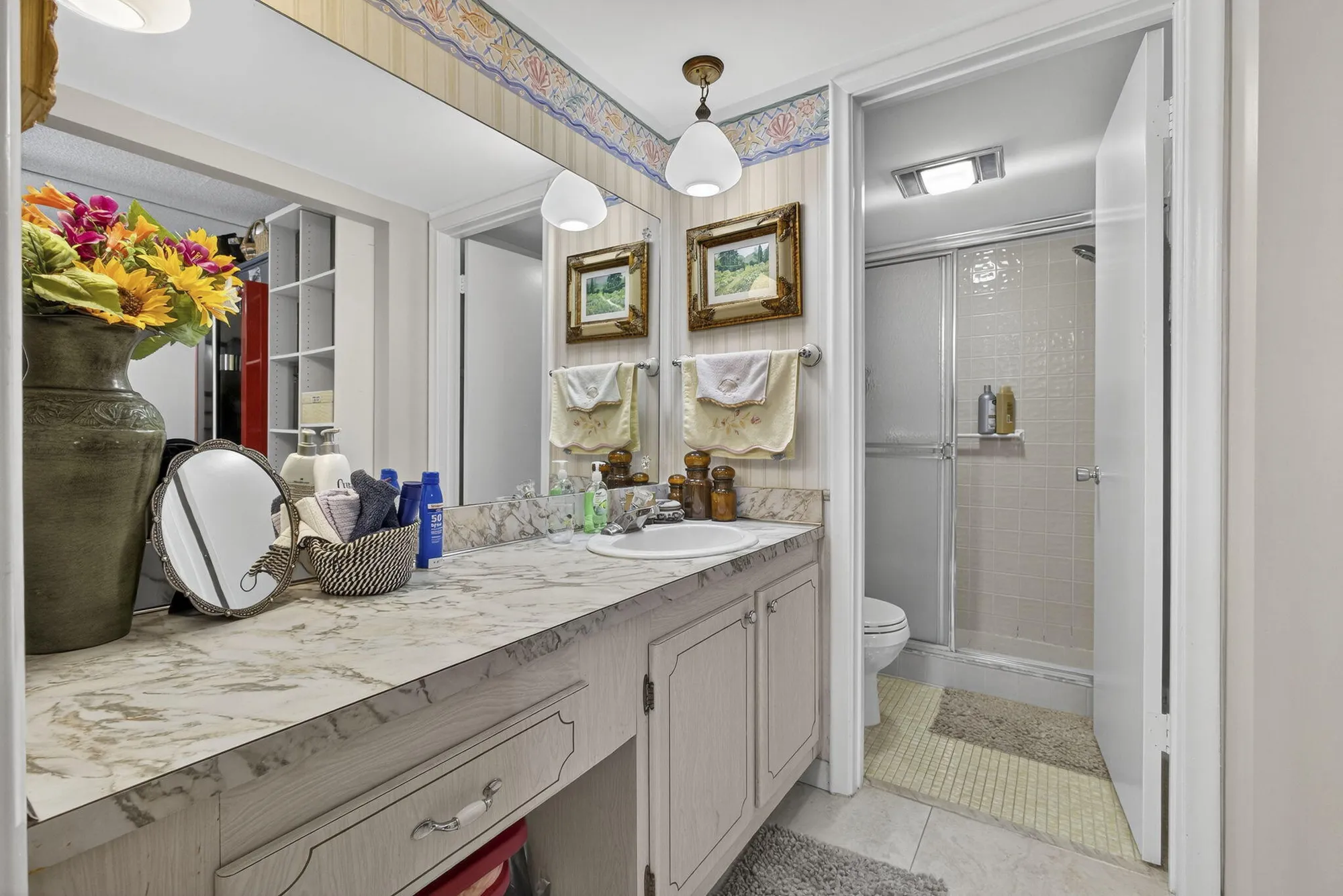 Property Slideshow image 13 of 38 | 207 wellington e unit e, West Palm Beach, FL, 33417