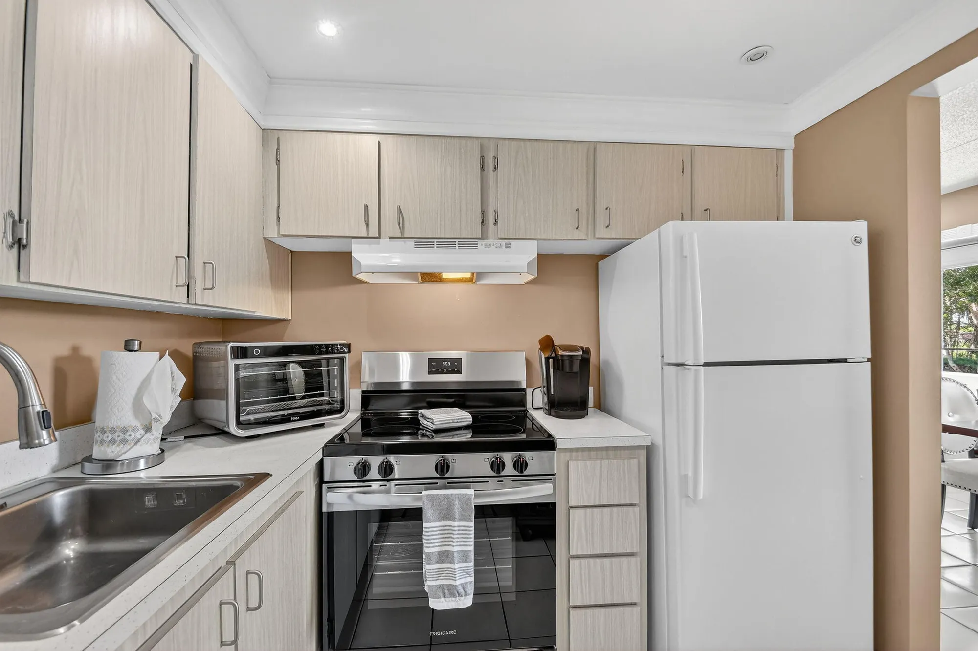 Property Slideshow image 12 of 38 | 3200 springdale blvd 217, Palm Springs, FL, 33461