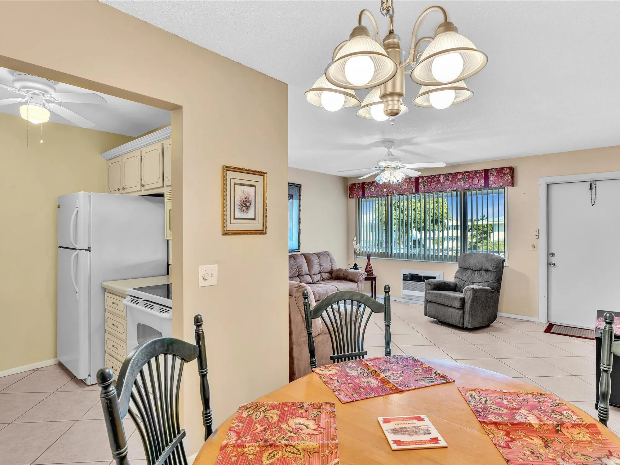 Property Slideshow image 11 of 55 | 2542 s federal hwy # 0190, Boynton Beach, FL, 33435