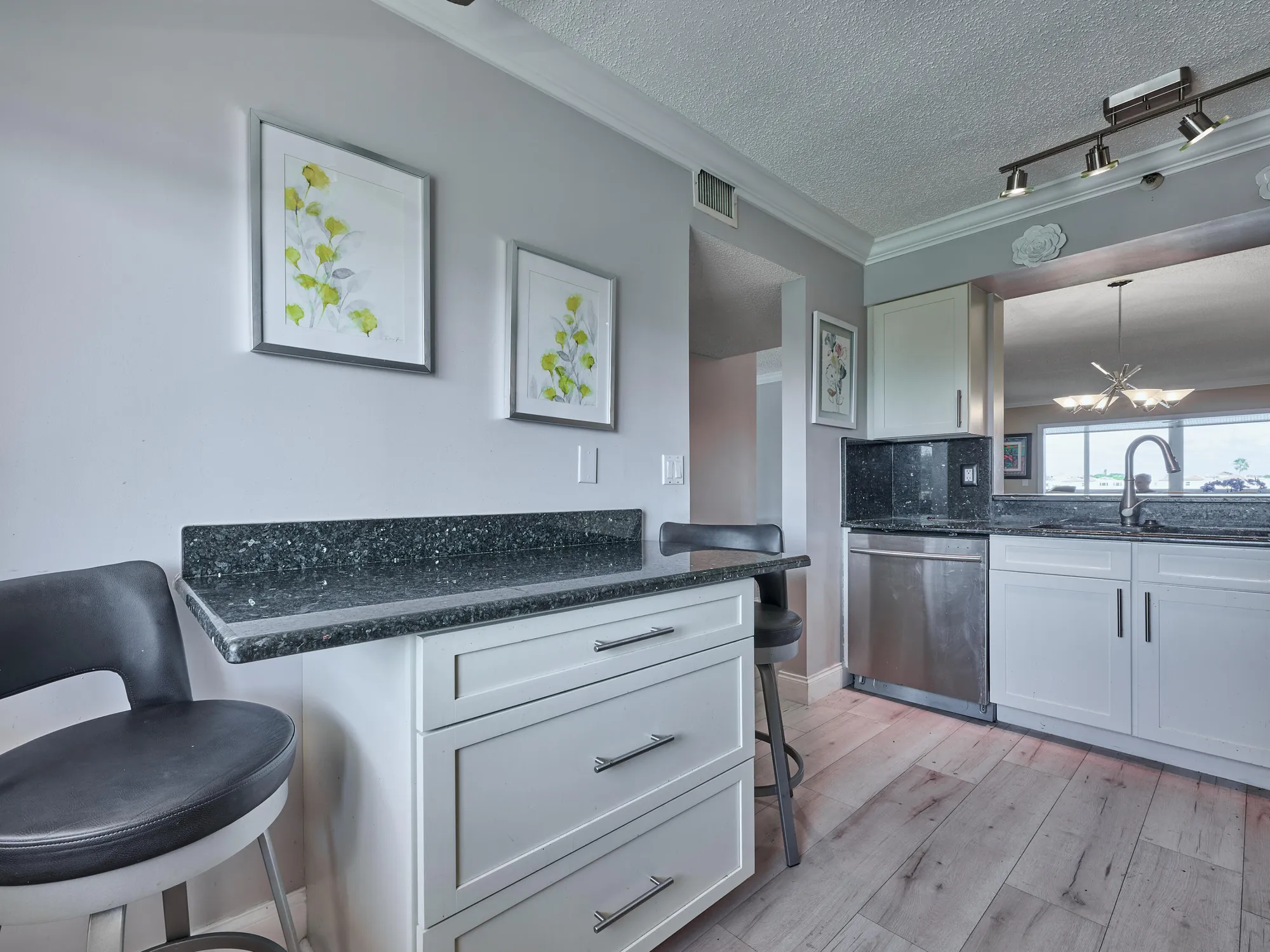 Property Slideshow image 8 of 49 | 14112 huntington pointe dr 401, Delray Beach, FL, 33484