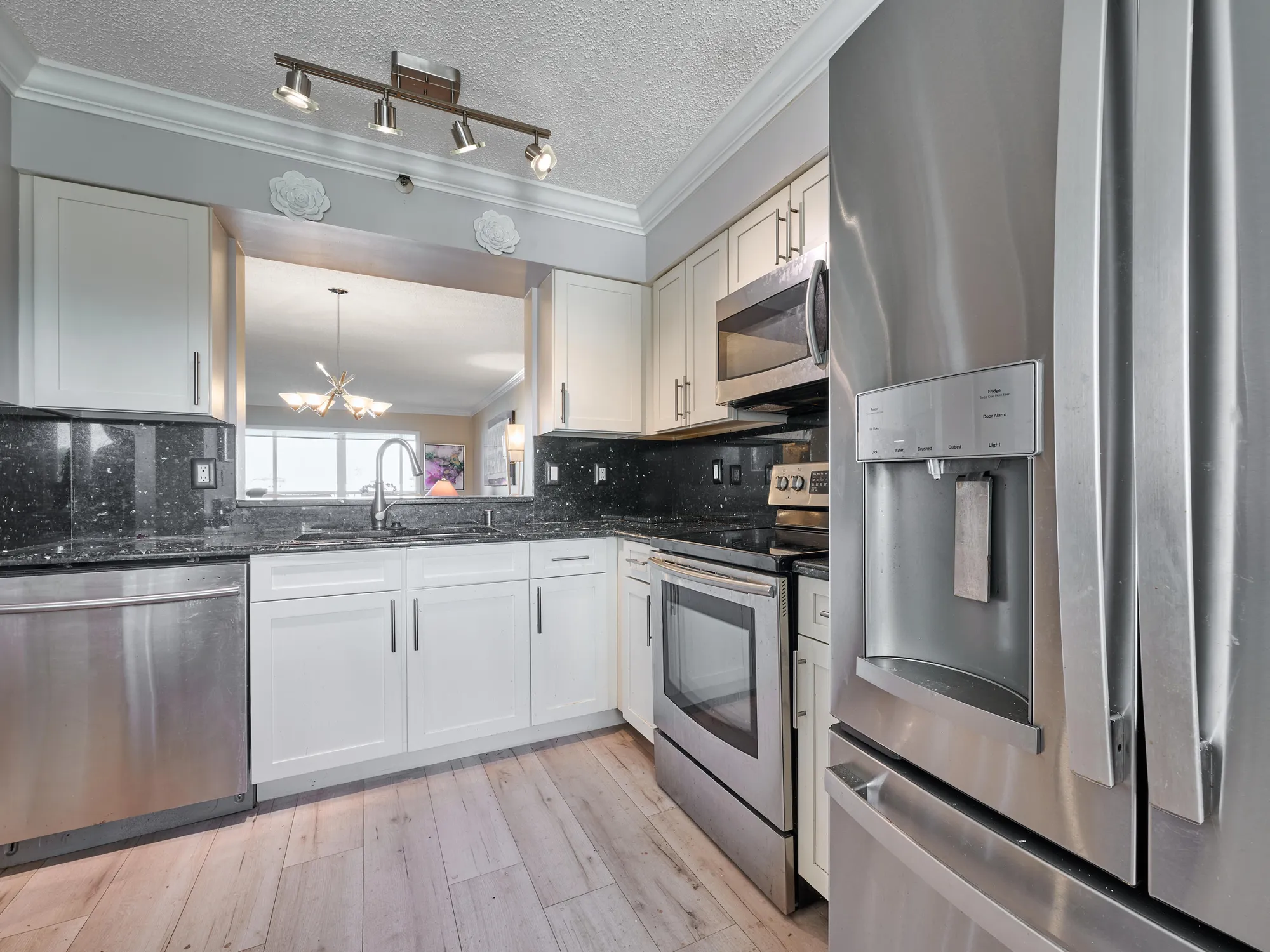 Property Slideshow image 9 of 49 | 14112 huntington pointe dr 401, Delray Beach, FL, 33484