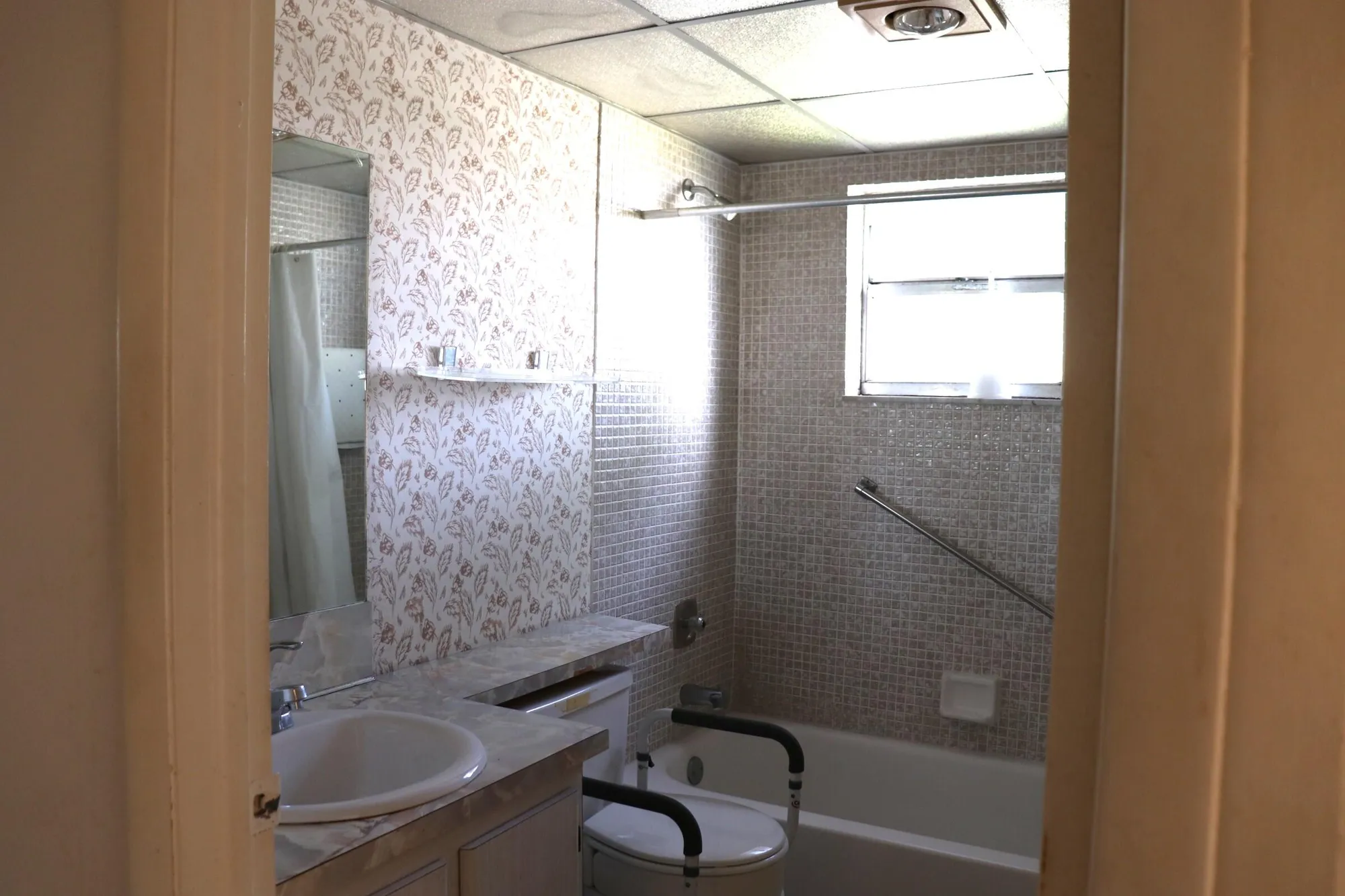 Property Slideshow image 5 of 11 | 289 piedmont g # 289, Delray Beach, FL, 33484