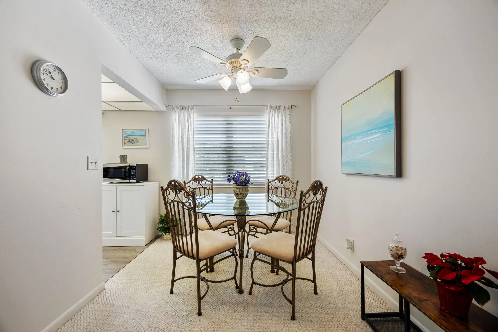 Property Slideshow image 6 of 15 | 419 sheffield q q, West Palm Beach, FL, 33417