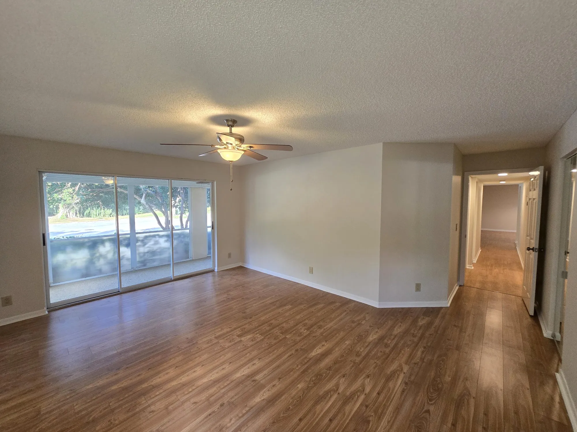 Property Slideshow image 10 of 27 | 13810 oneida dr apt b1, Delray Beach, FL, 33446
