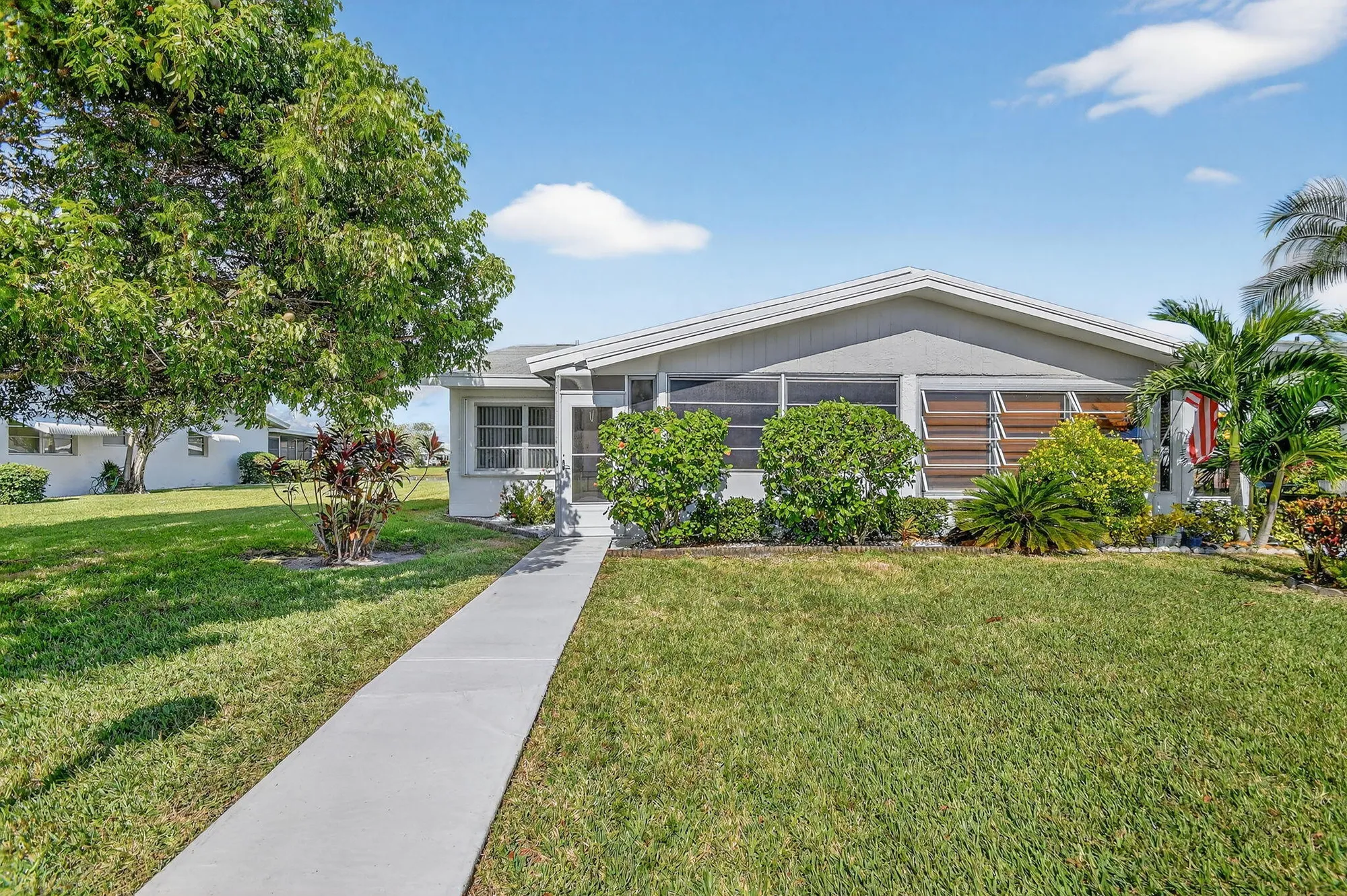 Property Slideshow image 2 of 56 | 5311 mariesa ave, West Palm Beach, FL, 33417