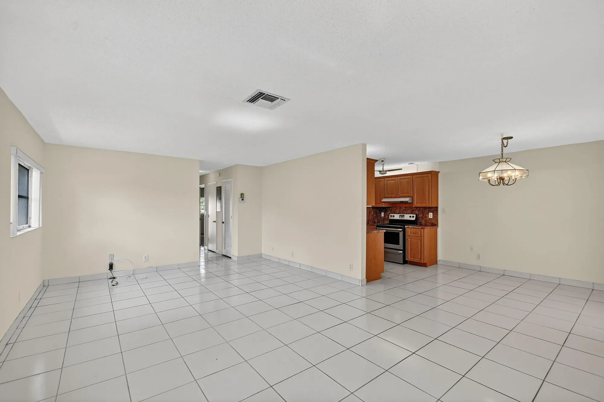 Property Slideshow image 9 of 56 | 5311 mariesa ave, West Palm Beach, FL, 33417
