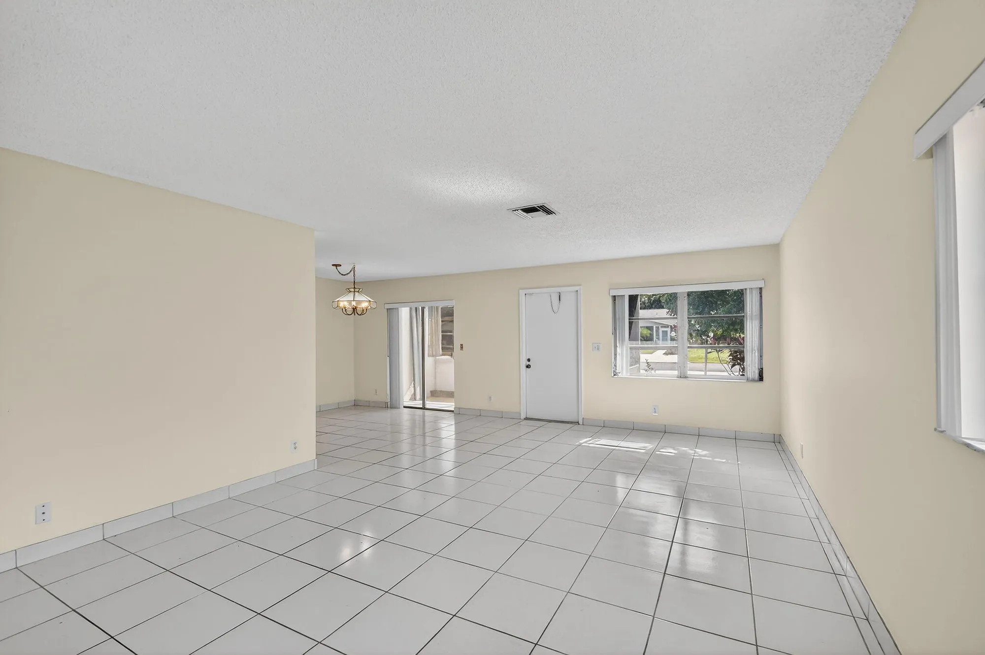 Property Slideshow image 10 of 56 | 5311 mariesa ave, West Palm Beach, FL, 33417