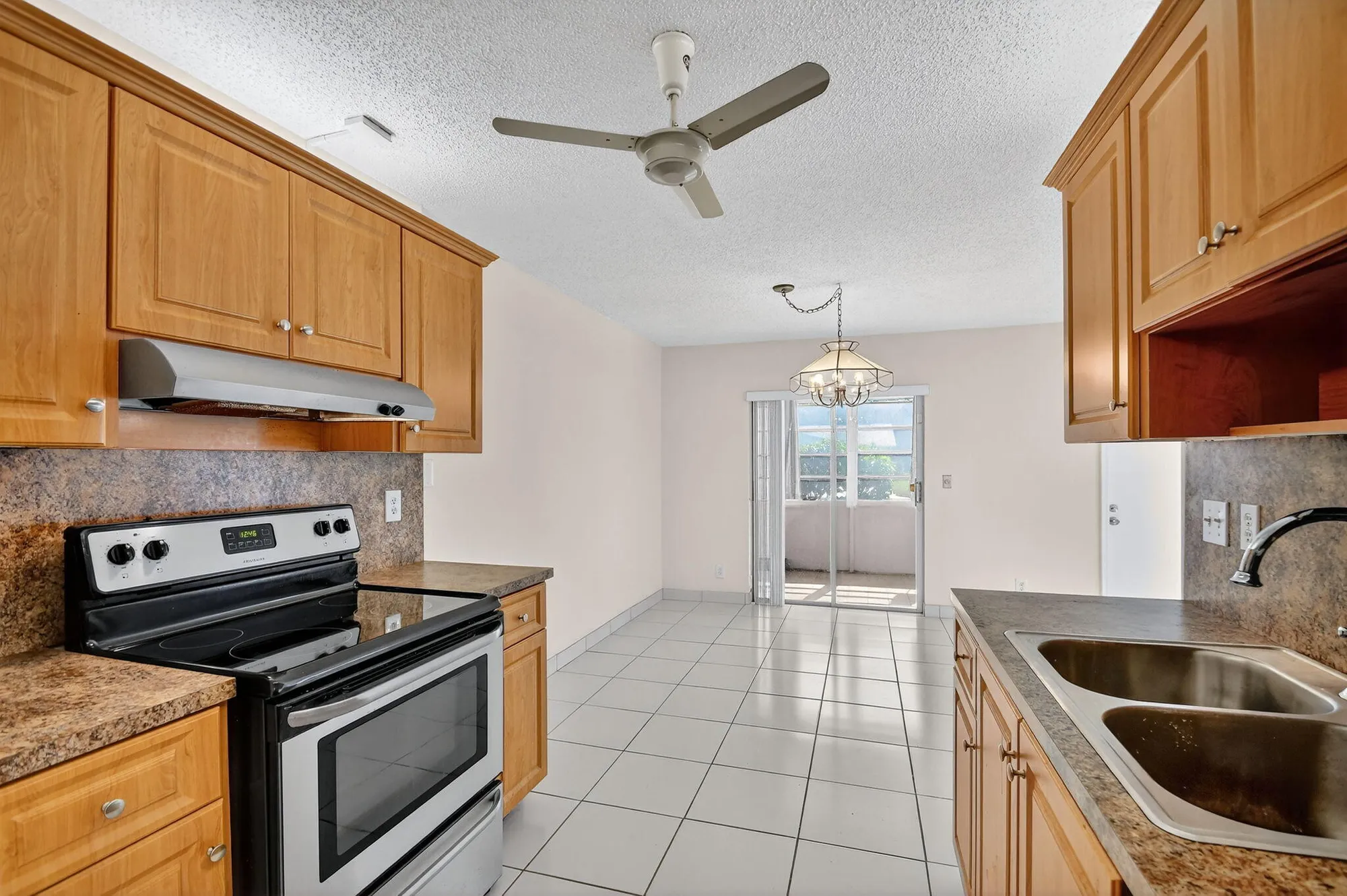 Property Slideshow image 14 of 56 | 5311 mariesa ave, West Palm Beach, FL, 33417