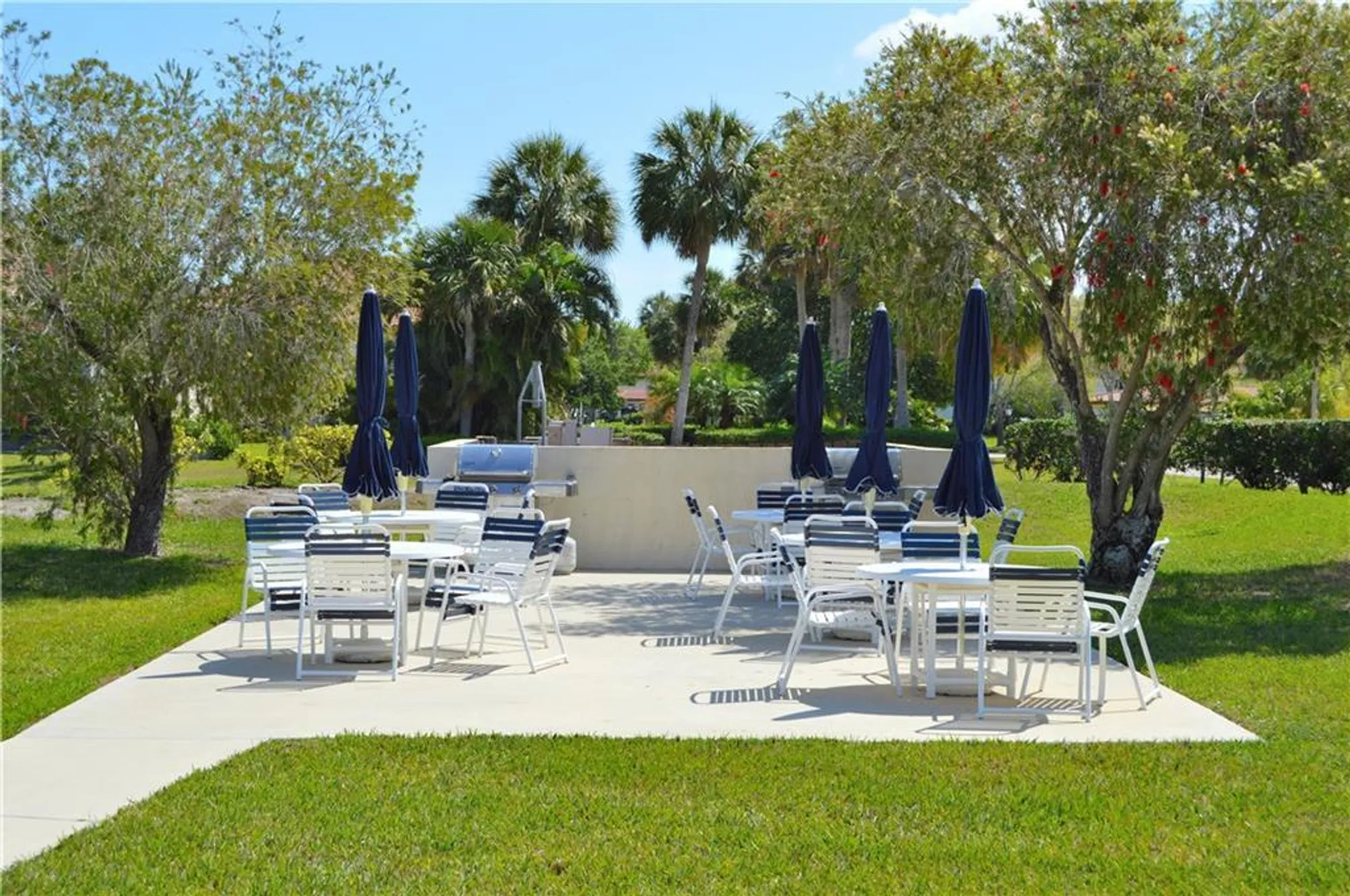 Property Slideshow image 32 of 36 | 871 sw south river dr 202, Stuart, FL, 34997