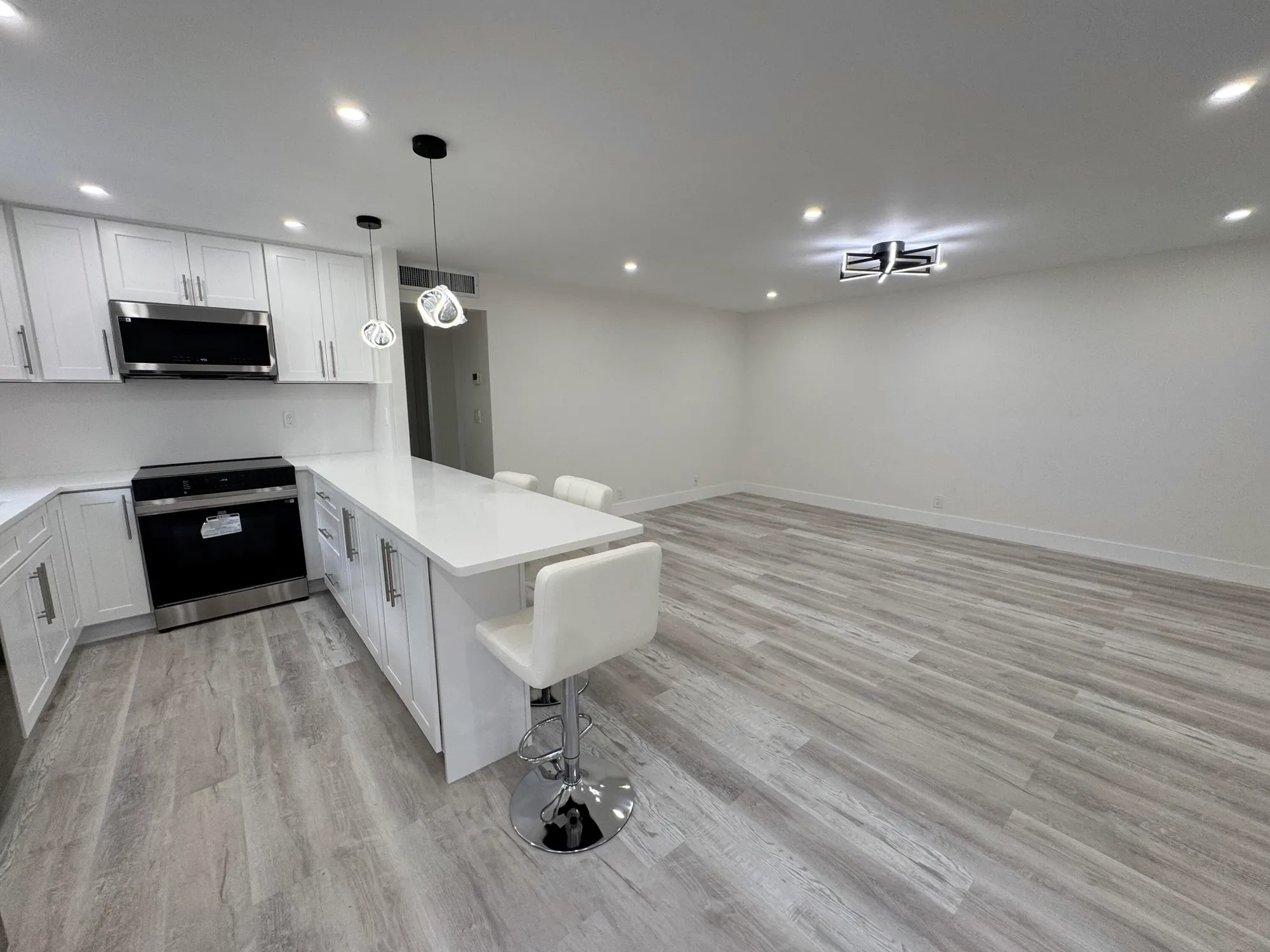 Property Slideshow image 8 of 23 | 108 brittany c c, Delray Beach, FL, 33446