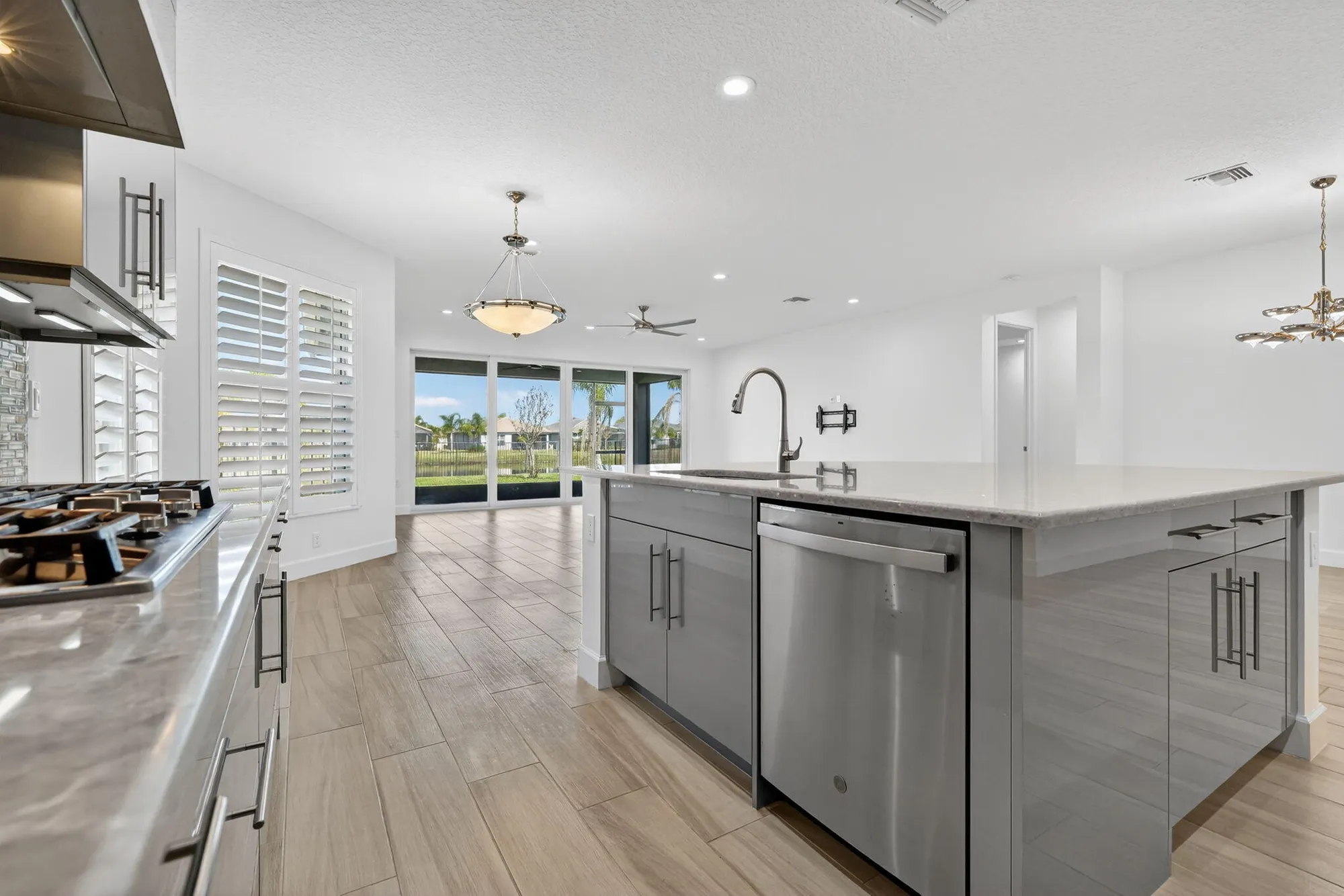 Property Slideshow image 21 of 84 | 11701 sw sailfish isles way, Port Saint Lucie, FL, 34987