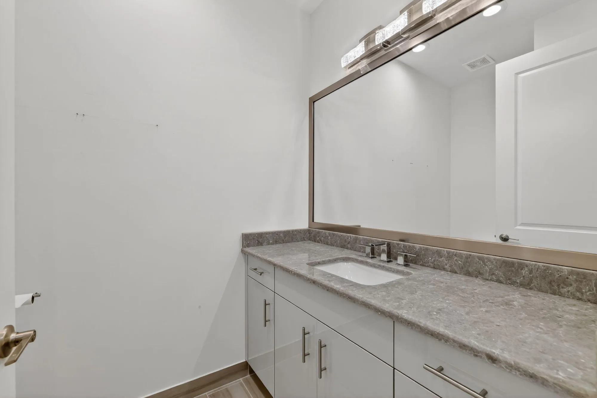 Property Slideshow image 45 of 84 | 11701 sw sailfish isles way, Port Saint Lucie, FL, 34987