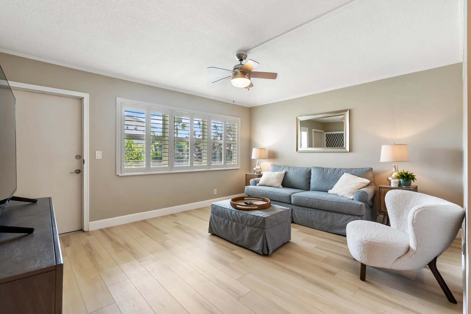 Property Slideshow image 13 of 39 | 210 horizons e 111, Boynton Beach, FL, 33435