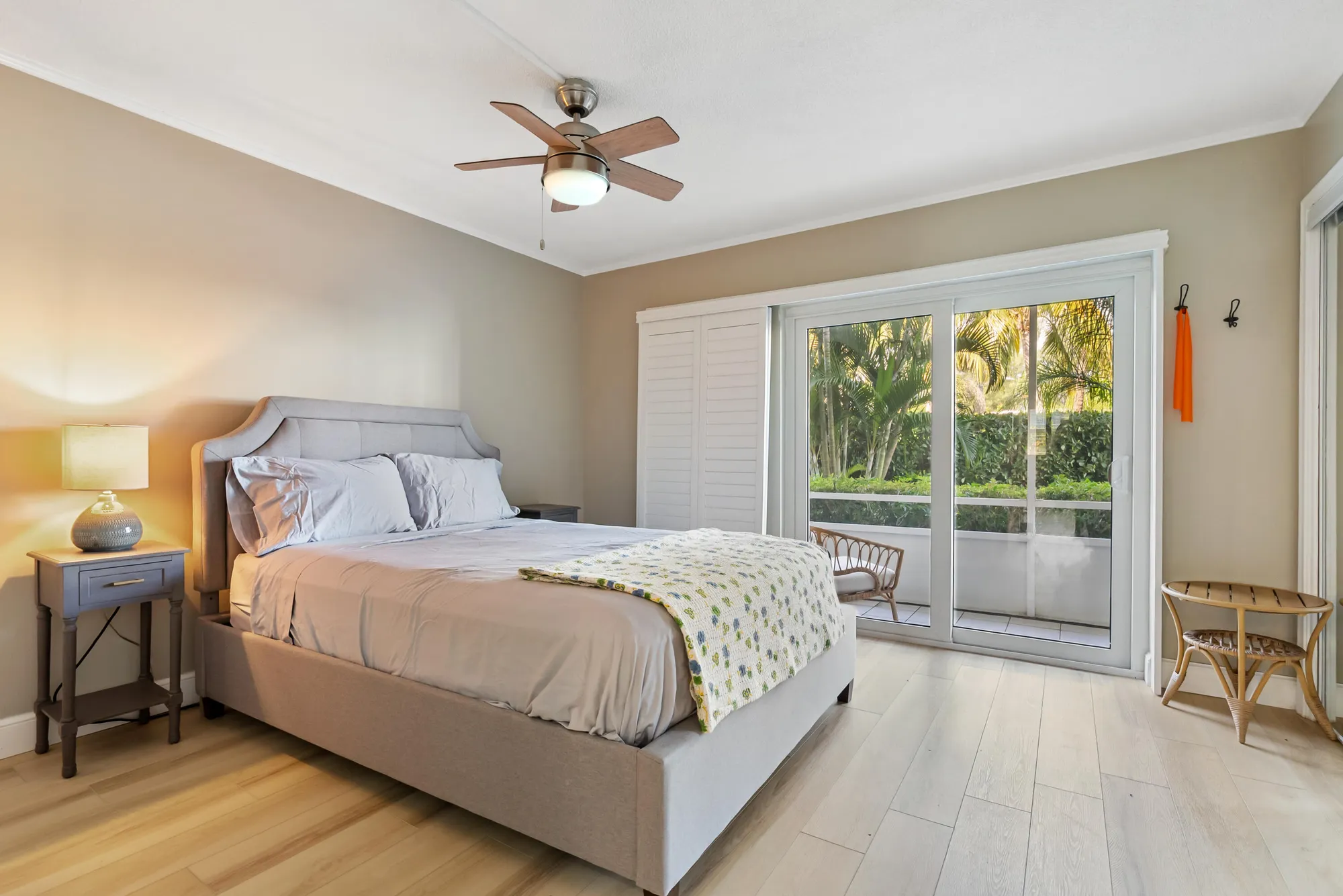 Property Slideshow image 20 of 39 | 210 horizons e 111, Boynton Beach, FL, 33435