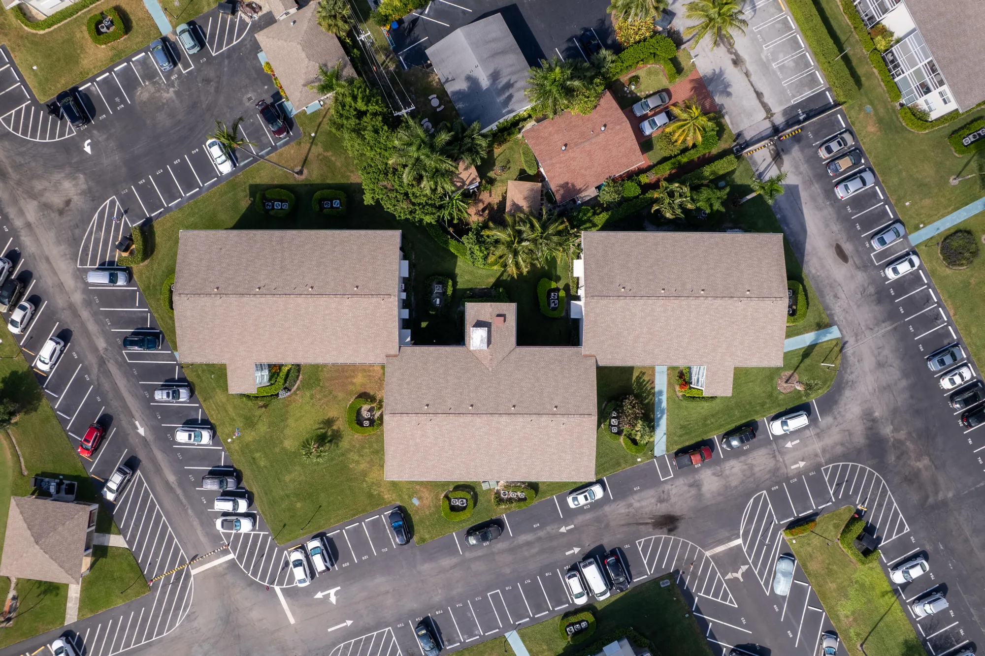 Property Slideshow image 30 of 39 | 210 horizons e 111, Boynton Beach, FL, 33435