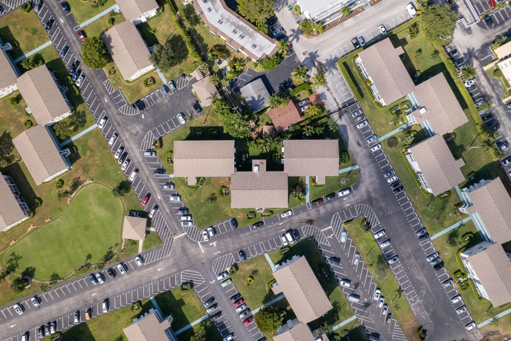 Property Slideshow image 31 of 39 | 210 horizons e 111, Boynton Beach, FL, 33435