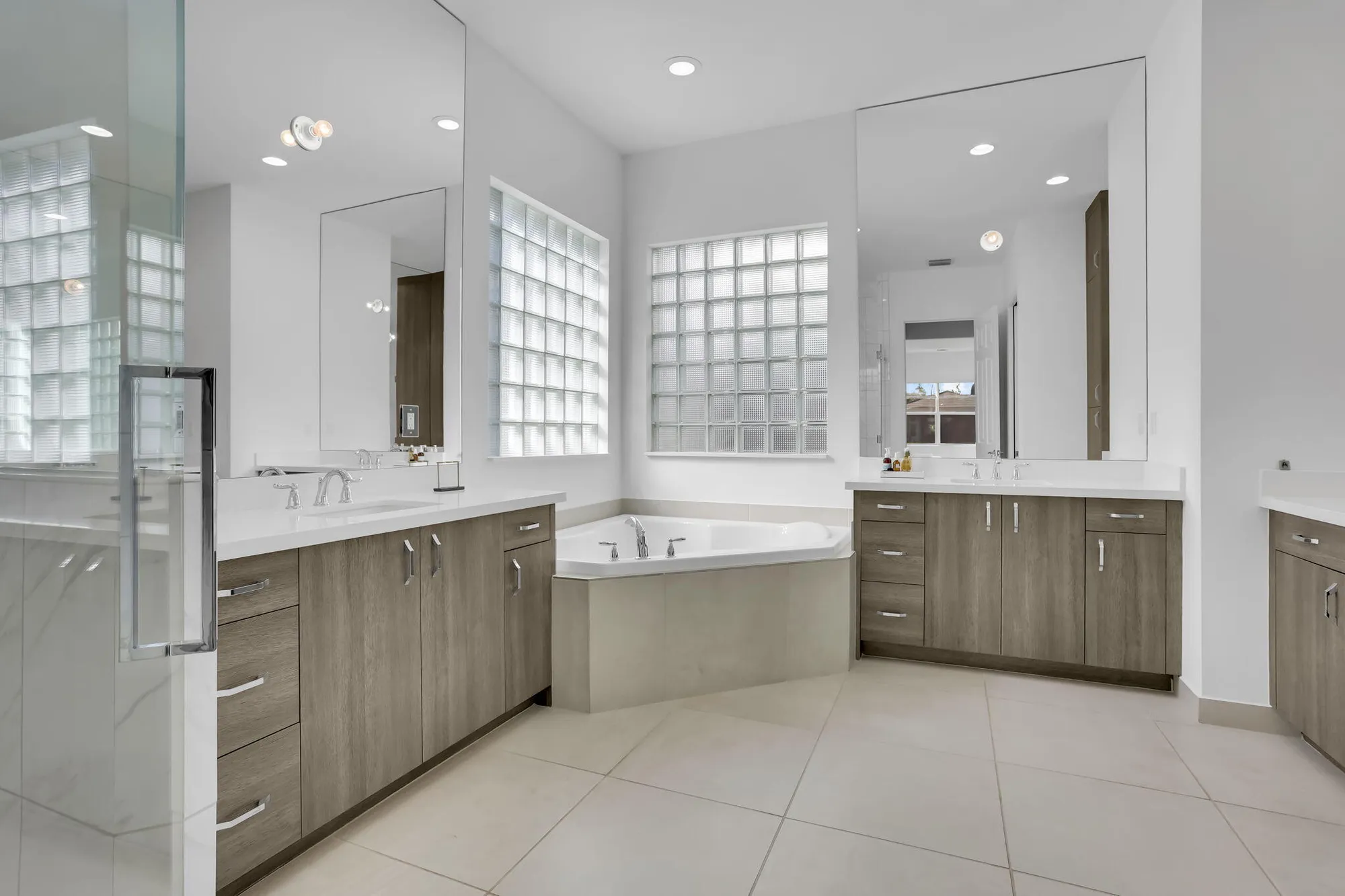 Property Slideshow image 19 of 50 | 8254 appalachian ridge rd, Boynton Beach, FL, 33473