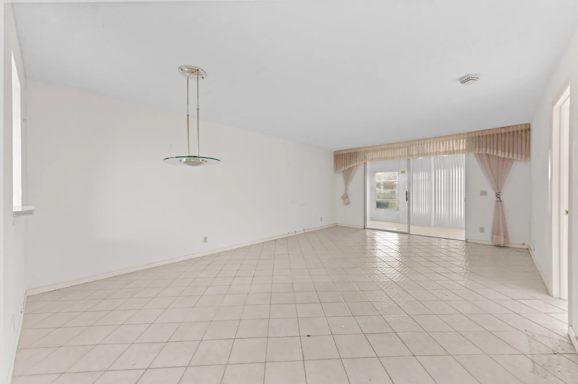 Property Slideshow image 10 of 23 | 14671 bonaire blvd apt 104, Delray Beach, FL, 33446