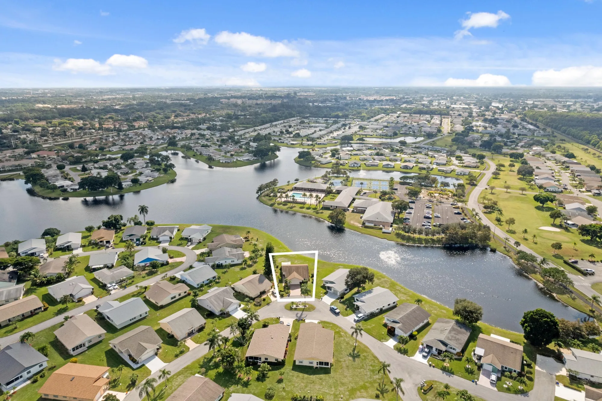 Property Slideshow image 24 of 51 | 3832 rowena cir, West Palm Beach, FL, 33417