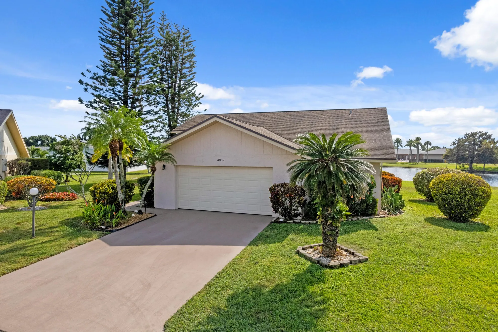 Property Slideshow image 23 of 51 | 3832 rowena cir, West Palm Beach, FL, 33417