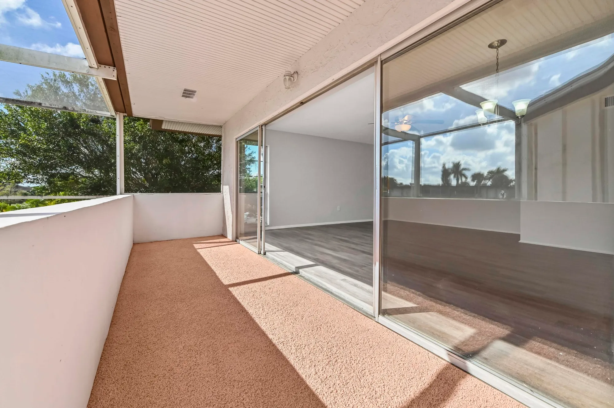 Property Slideshow image 25 of 36 | 6 greenway vlg 212, Royal Palm Beach, FL, 33411