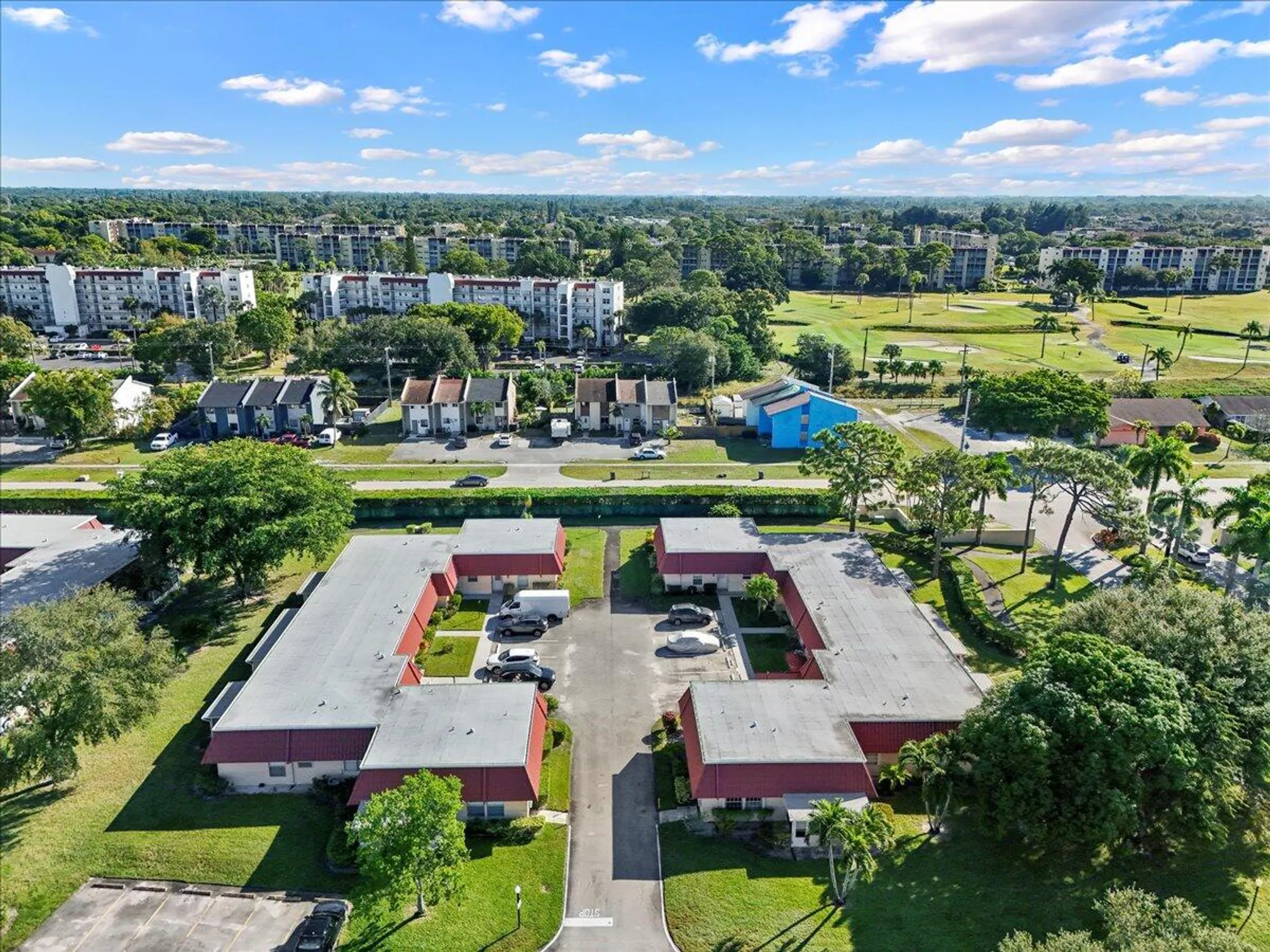 Property Slideshow image 25 of 45 | 102 amherst ln, Lake Worth, FL, 33467