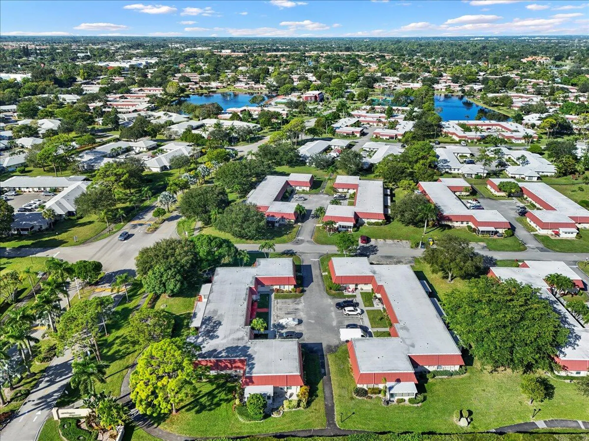 Property Slideshow image 31 of 45 | 102 amherst ln, Lake Worth, FL, 33467