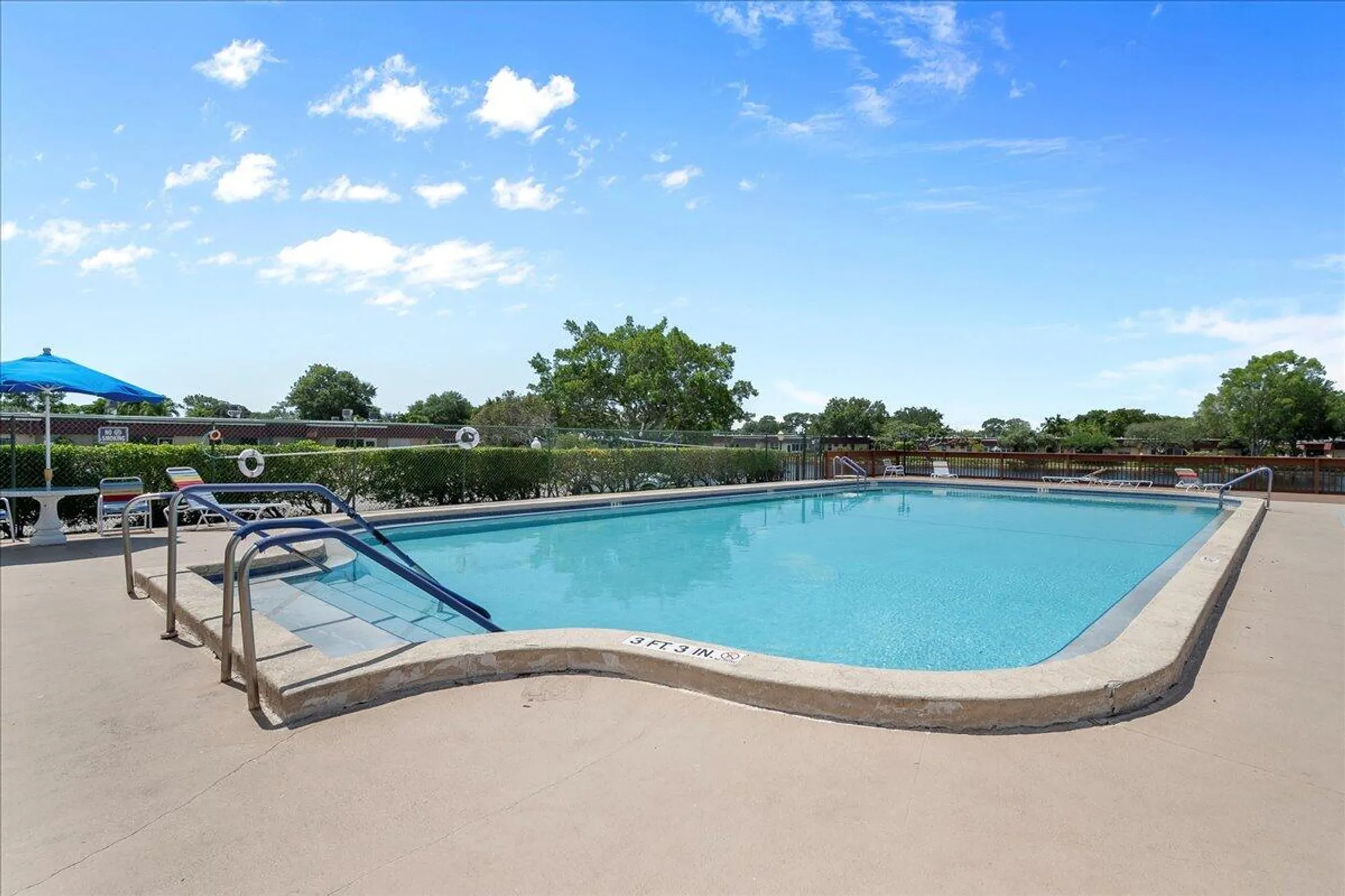 Property Slideshow image 36 of 45 | 102 amherst ln, Lake Worth, FL, 33467