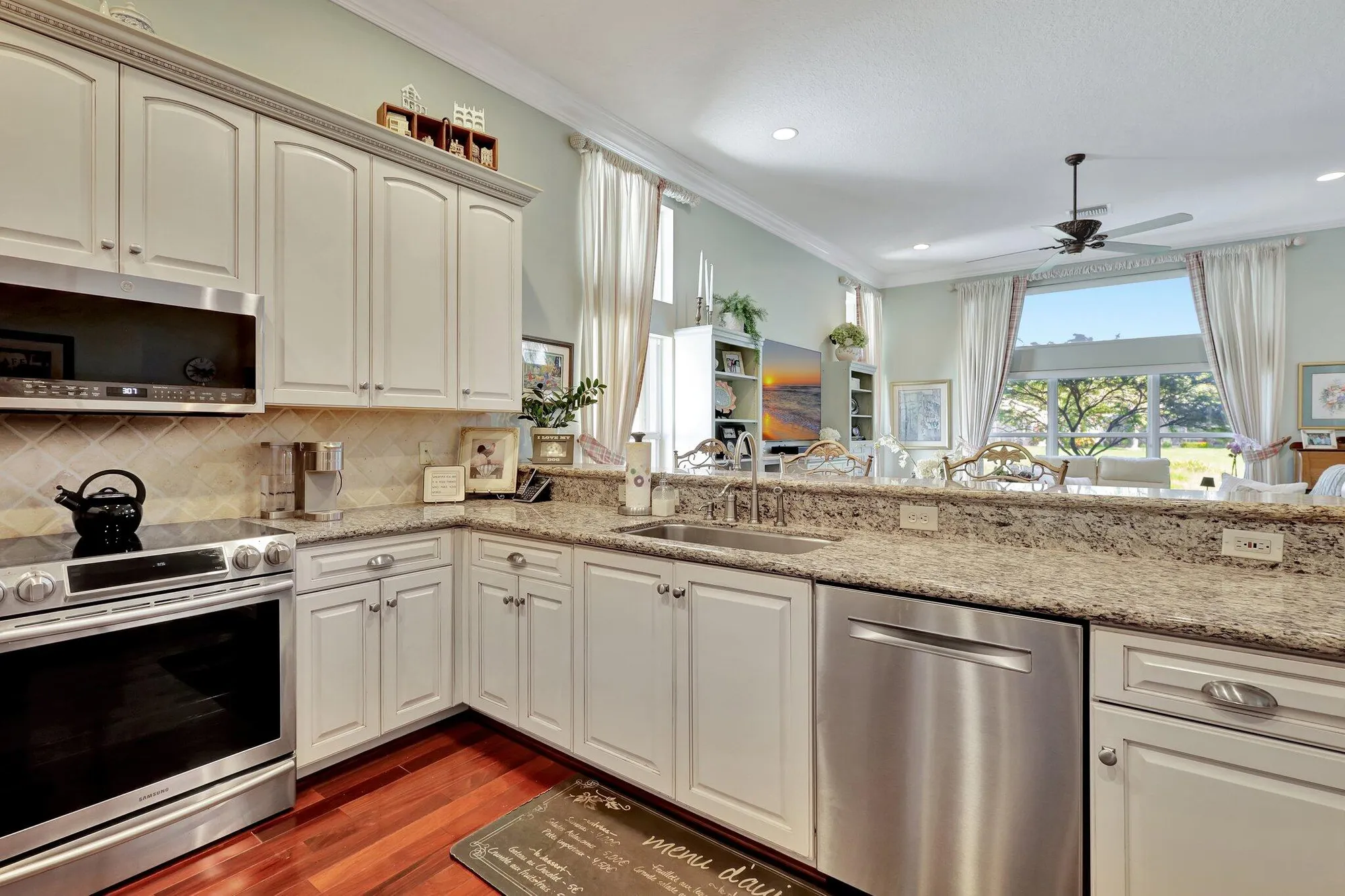 Property Slideshow image 19 of 93 | 7766 ocean sunset dr, Lake Worth, FL, 33467