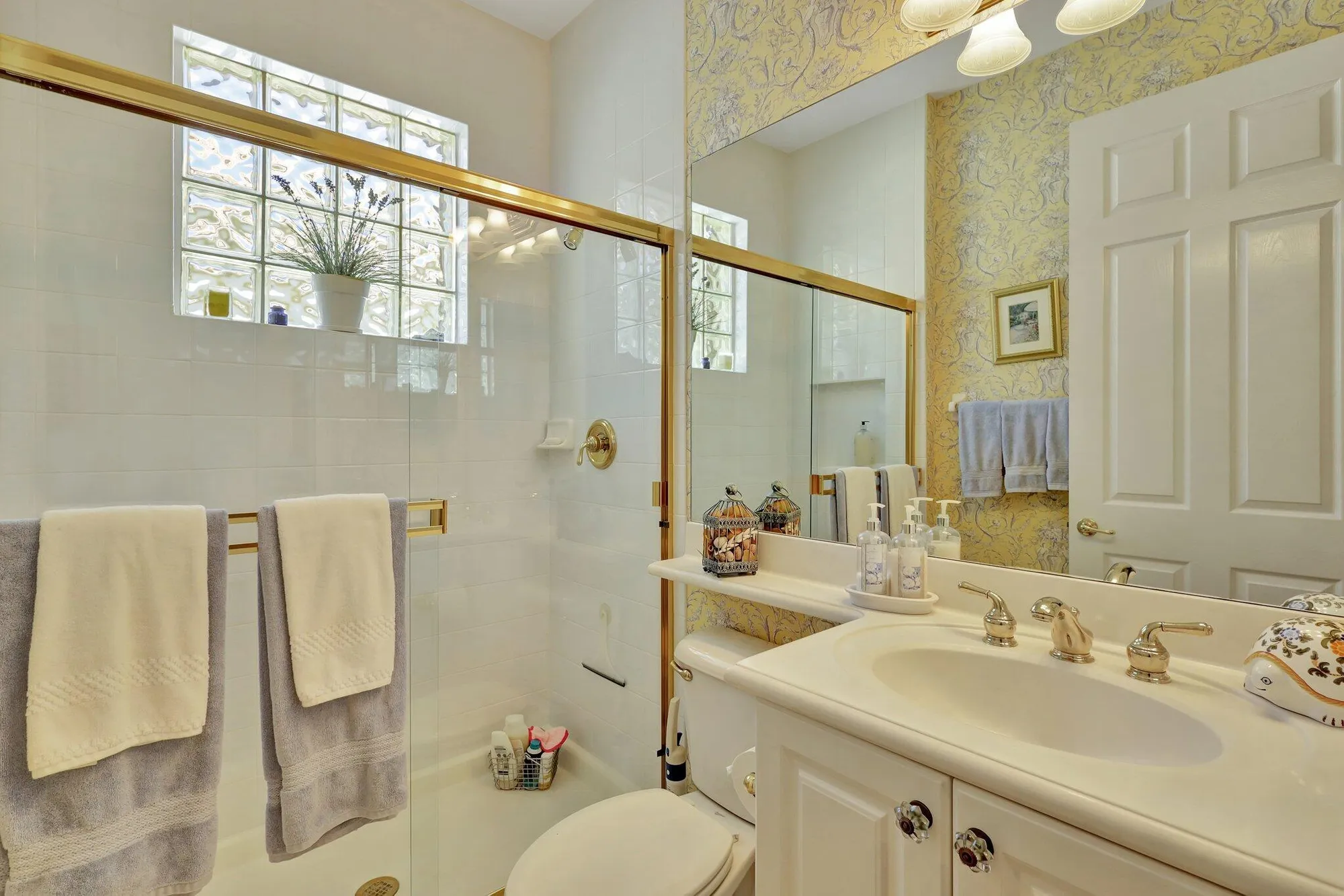 Property Slideshow image 30 of 93 | 7766 ocean sunset dr, Lake Worth, FL, 33467