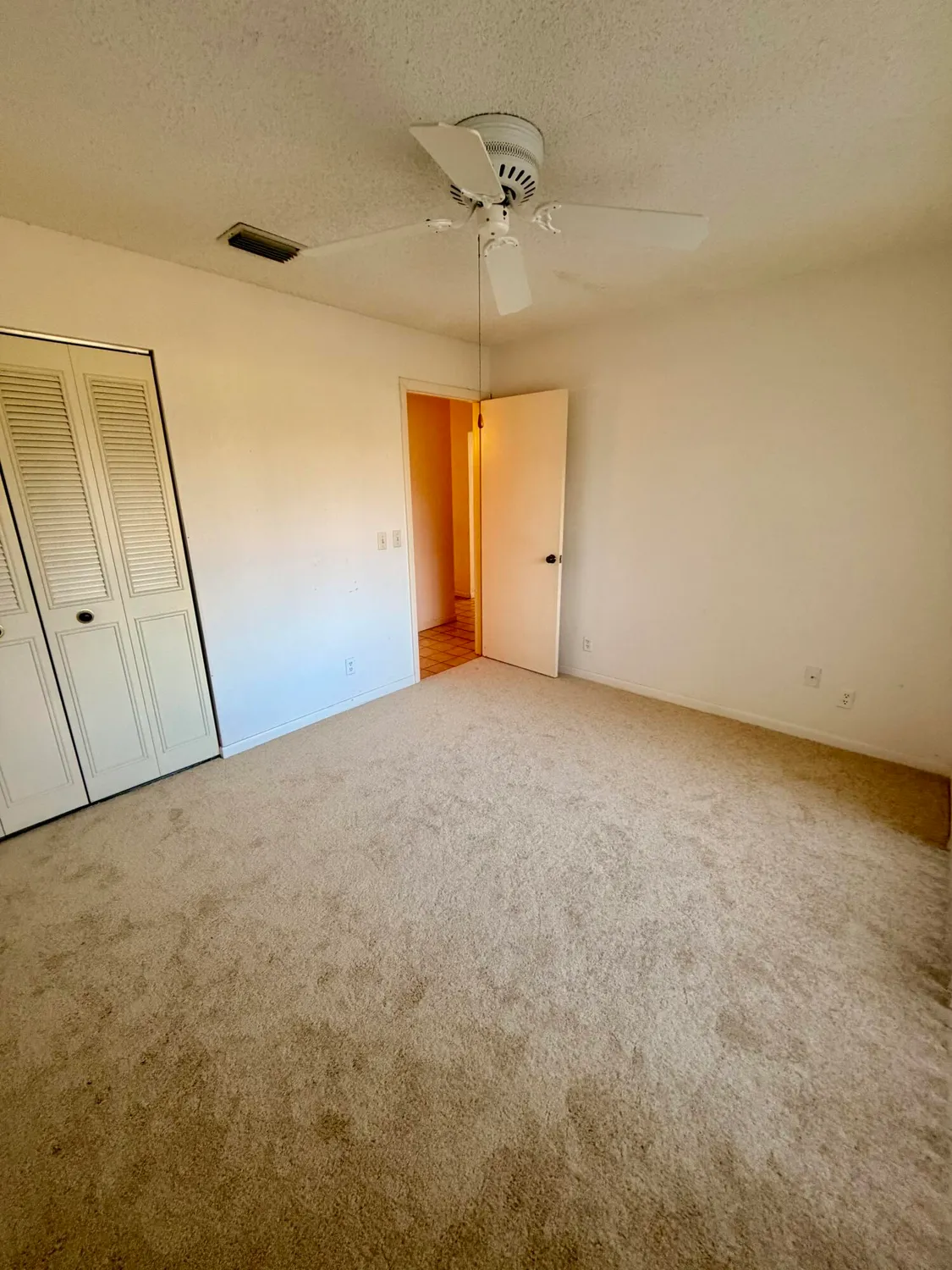 Property Slideshow image 7 of 27 | 3362 perimeter dr # 3362, Greenacres, FL, 33467