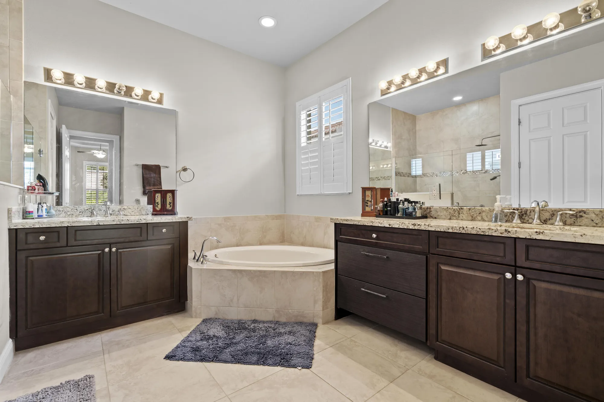 Property Slideshow image 37 of 72 | 10937 sw visconti way, Port Saint Lucie, FL, 34986