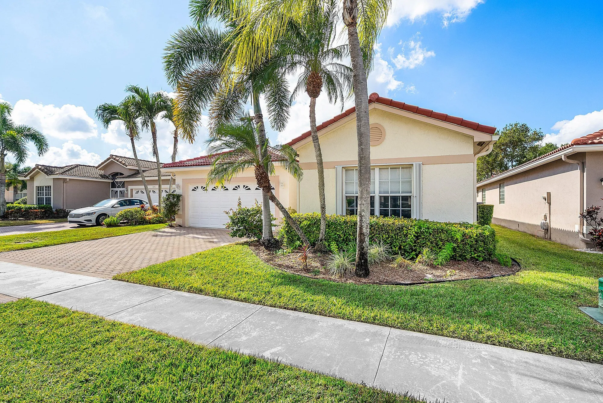 Property Slideshow image 2 of 62 | 9769 lemonwood ter, Boynton Beach, FL, 33437