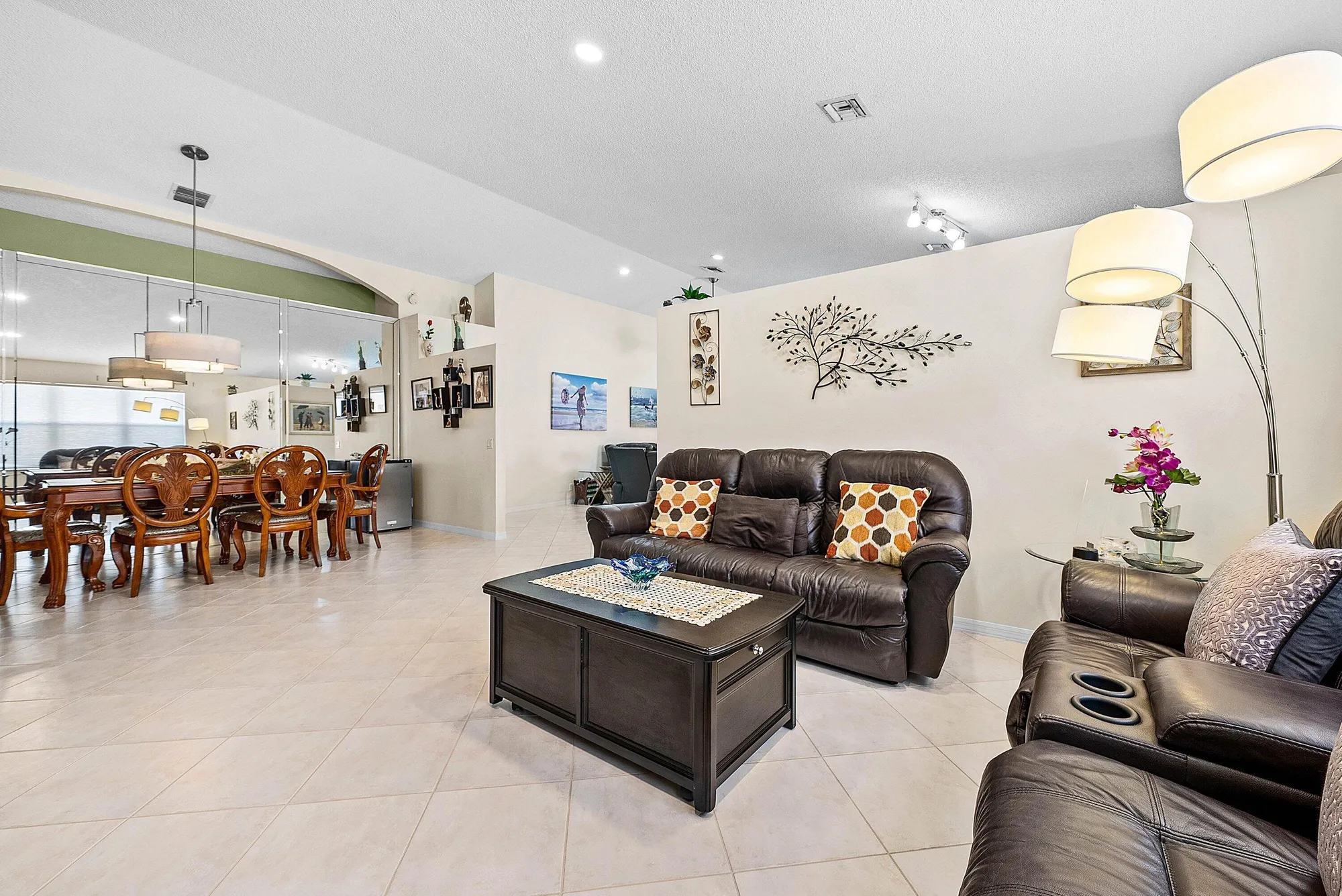 Property Slideshow image 10 of 62 | 9769 lemonwood ter, Boynton Beach, FL, 33437