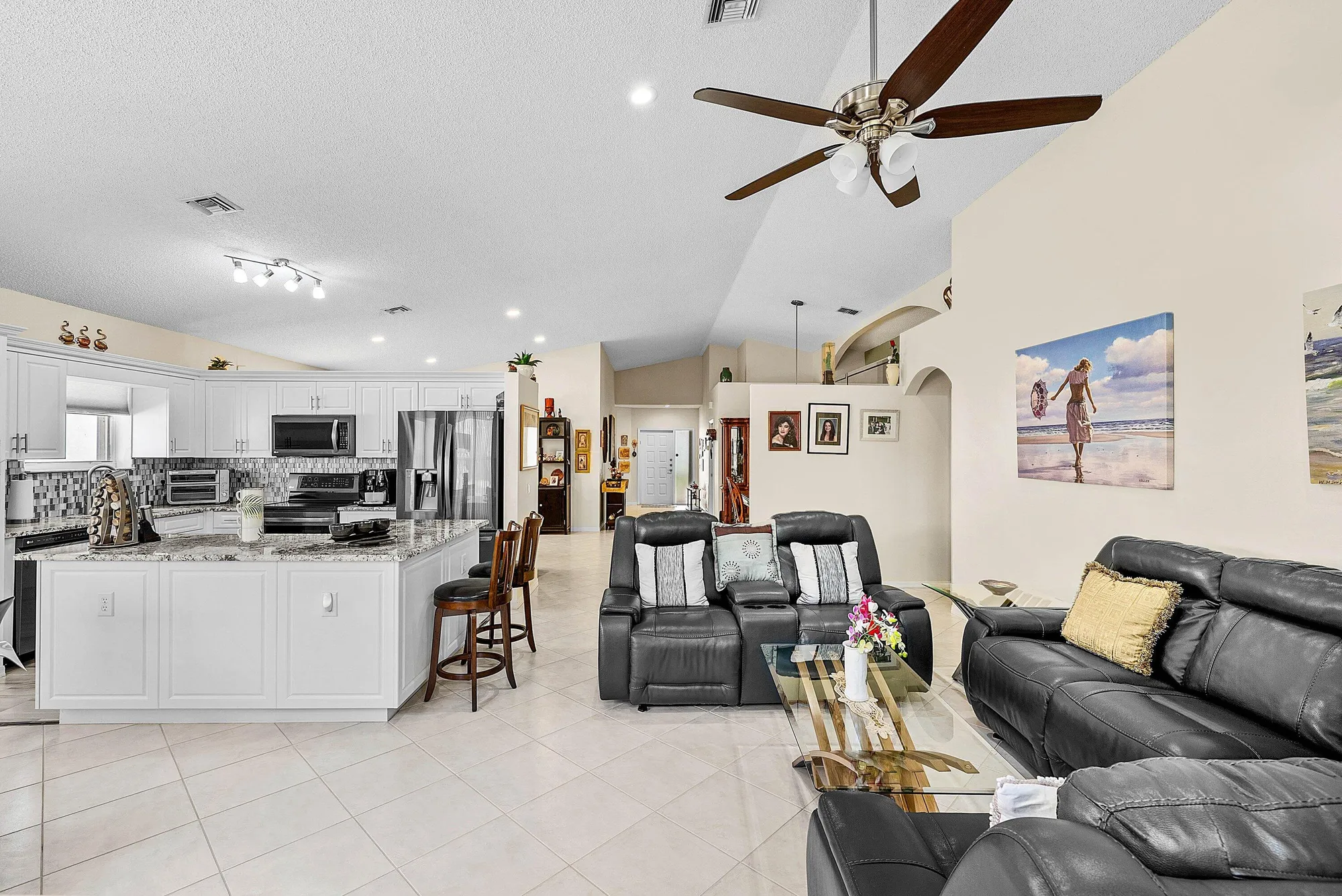Property Slideshow image 15 of 62 | 9769 lemonwood ter, Boynton Beach, FL, 33437