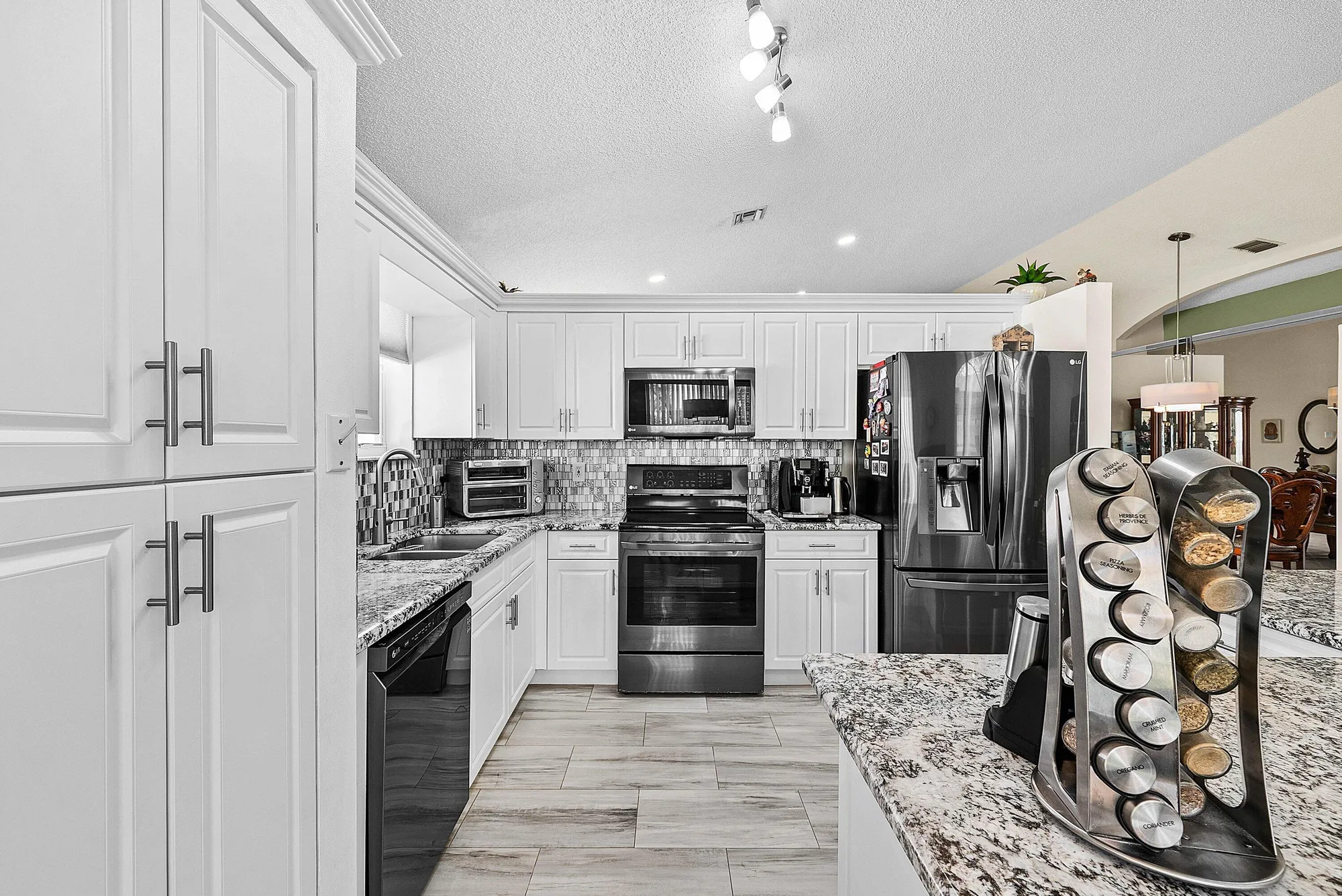 Property Slideshow image 18 of 62 | 9769 lemonwood ter, Boynton Beach, FL, 33437