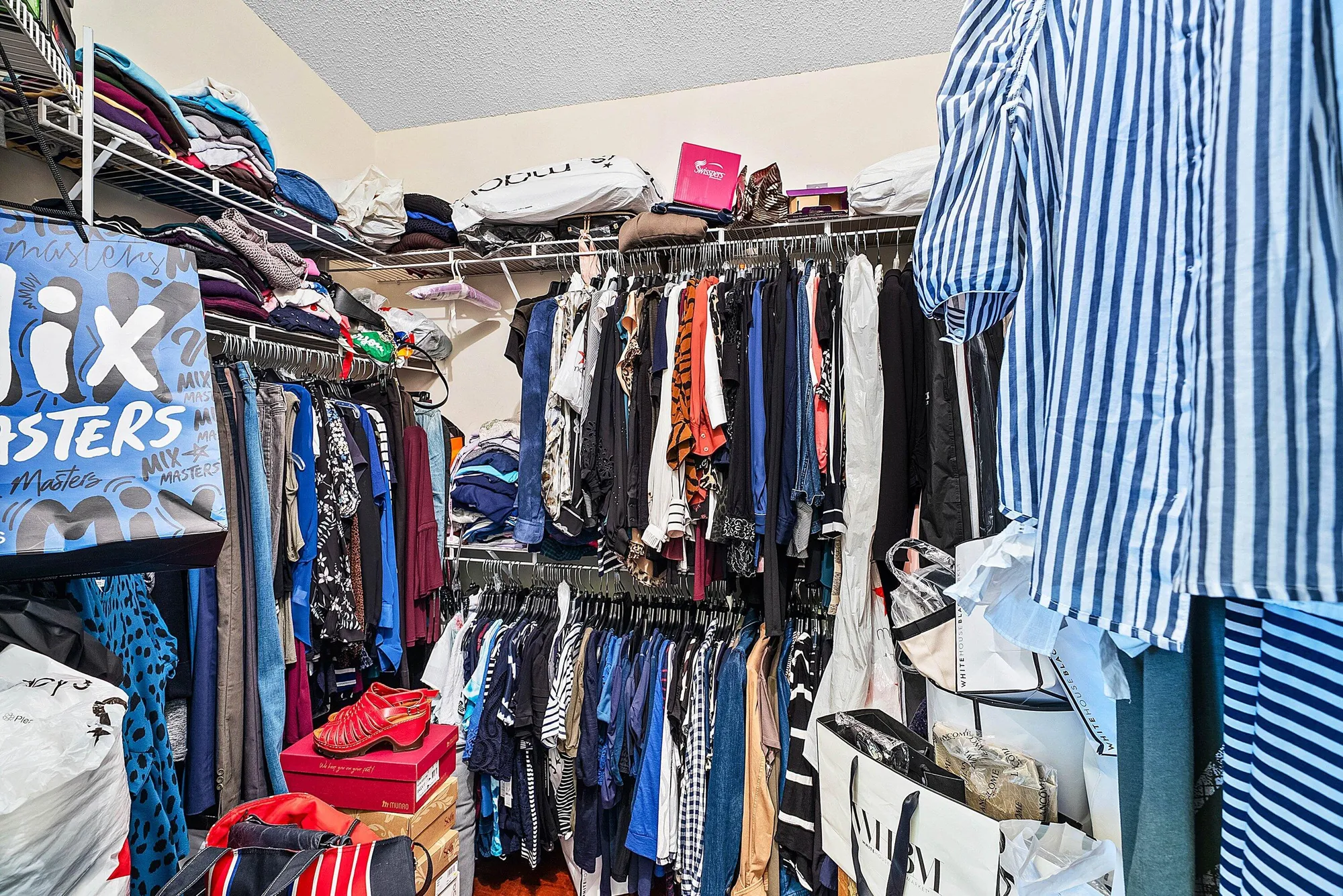 Property Slideshow image 23 of 62 | 9769 lemonwood ter, Boynton Beach, FL, 33437