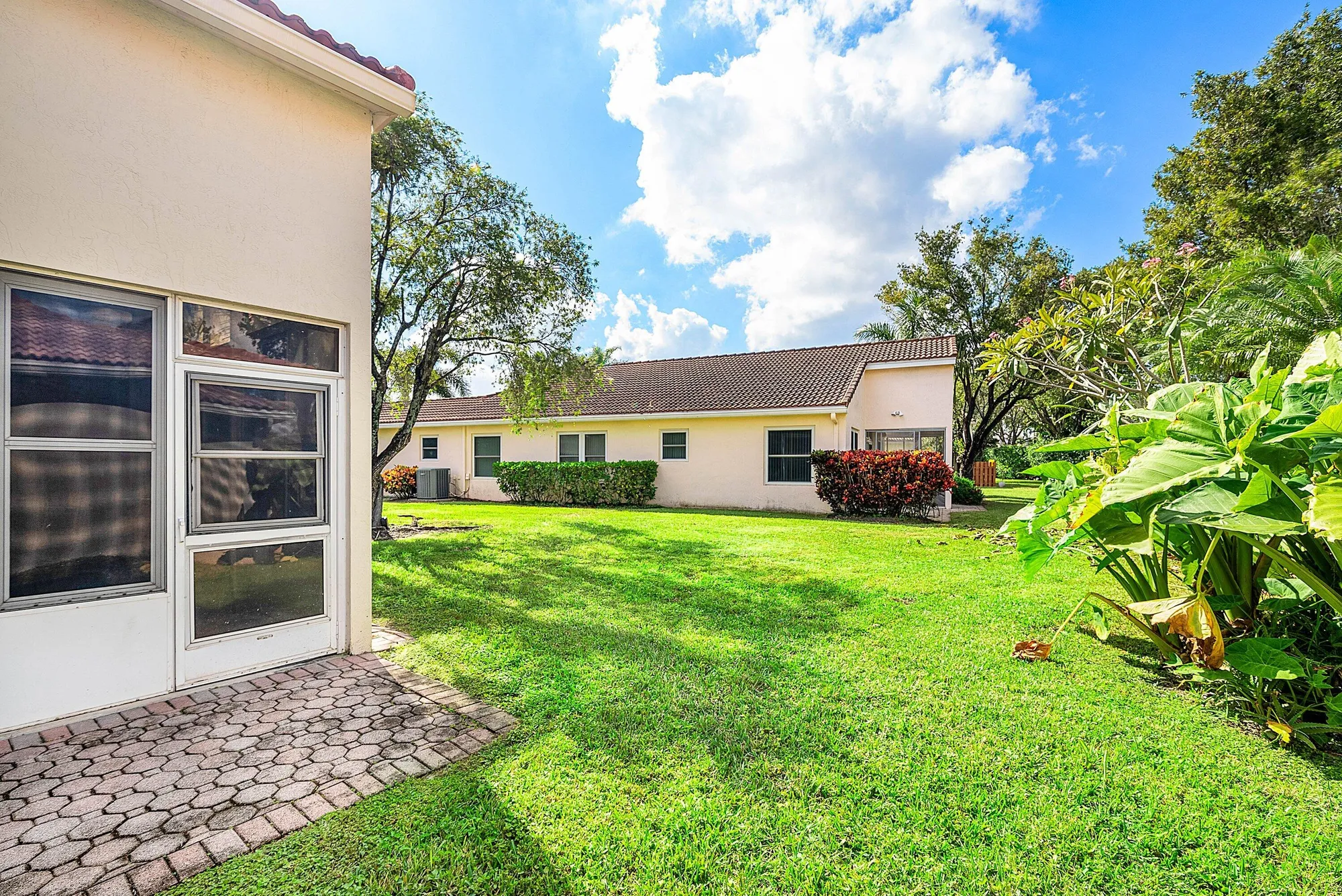 Property Slideshow image 34 of 62 | 9769 lemonwood ter, Boynton Beach, FL, 33437