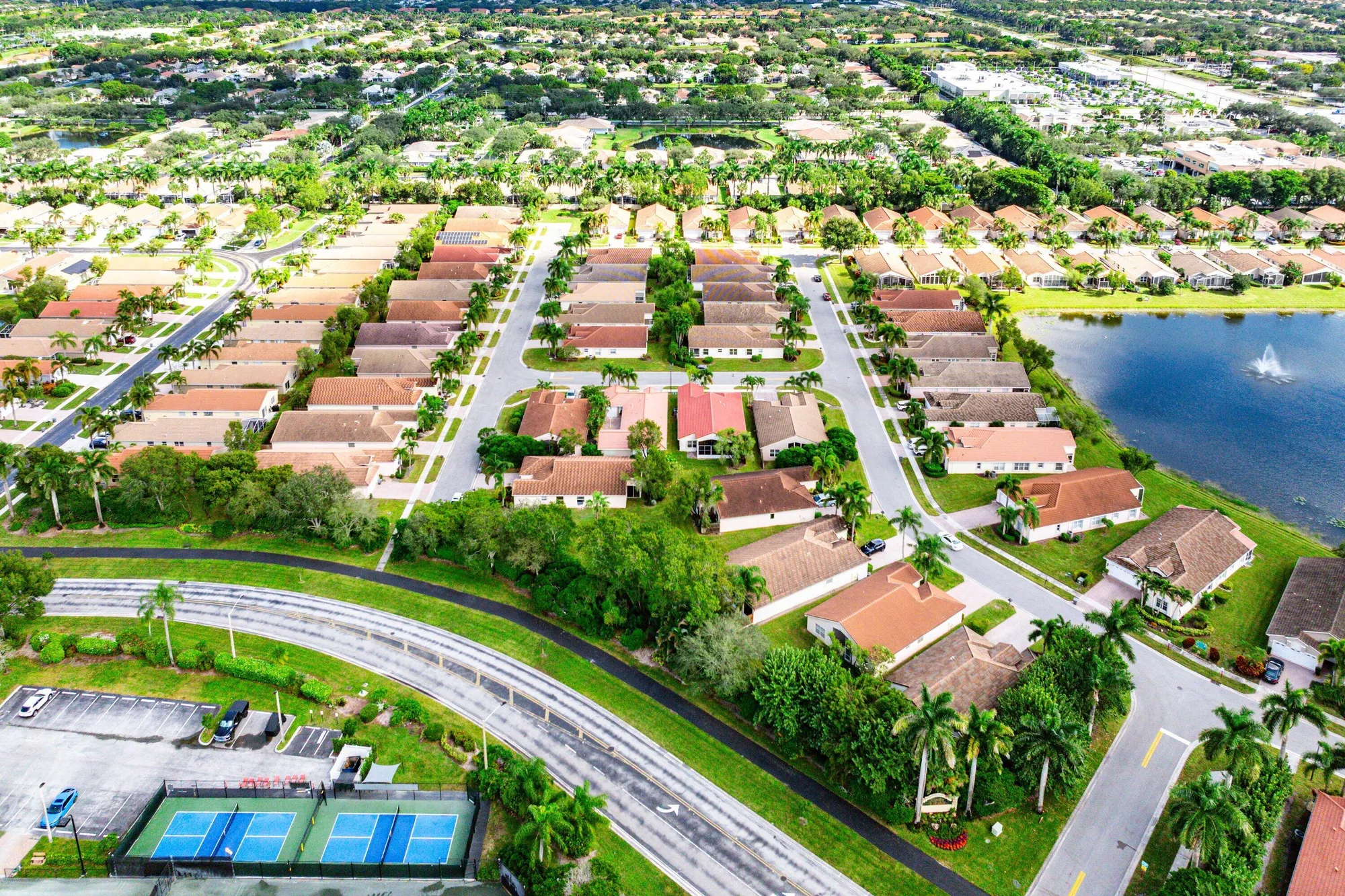 Property Slideshow image 47 of 62 | 9769 lemonwood ter, Boynton Beach, FL, 33437