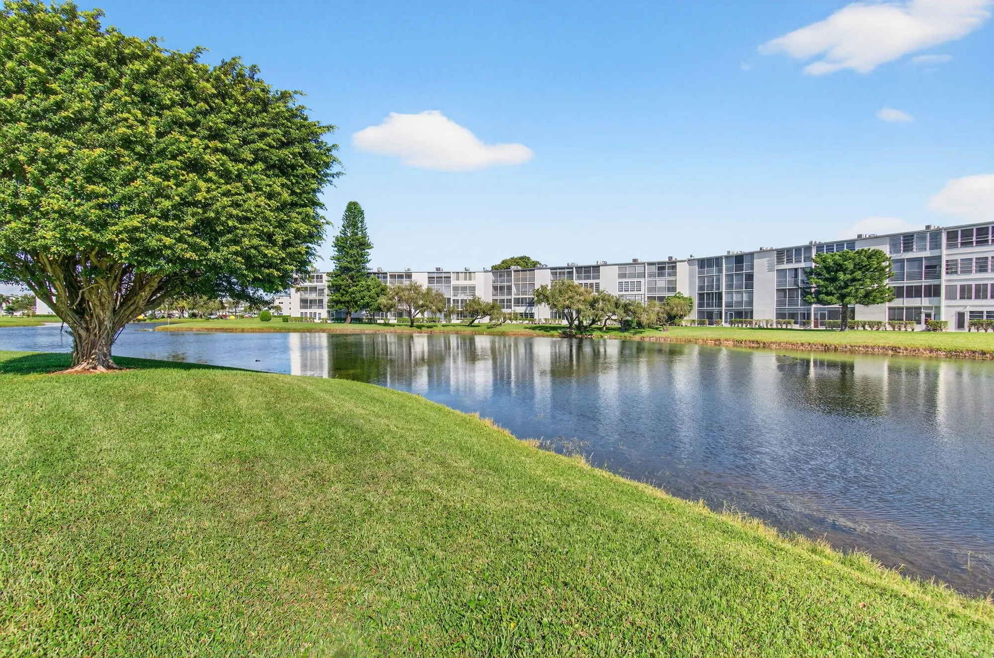 Property Slideshow image 34 of 94 | 1018 guildford a, Boca Raton, FL, 33434