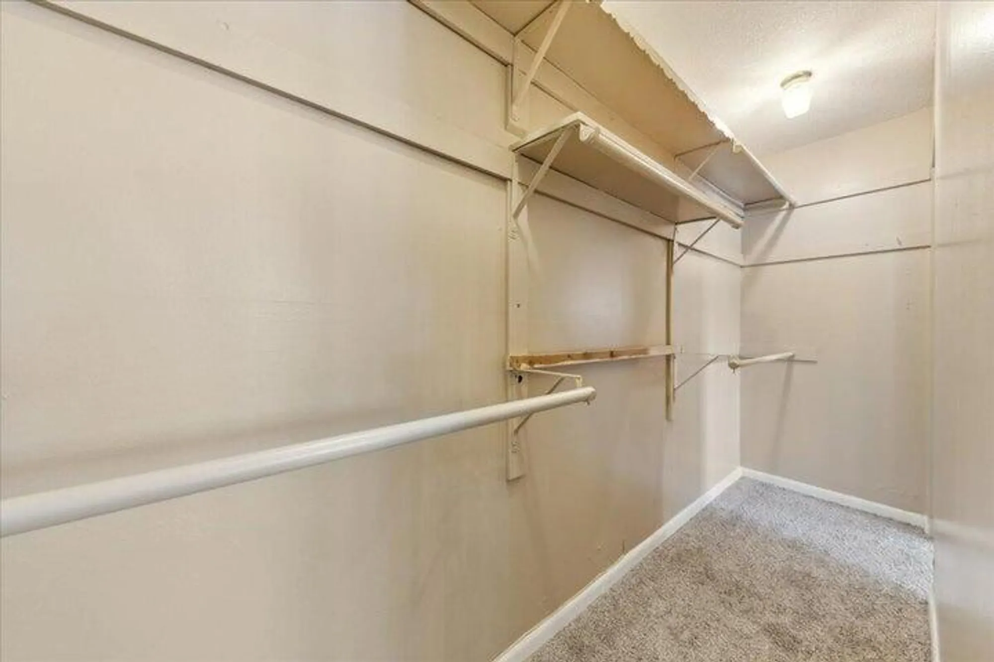 Property Slideshow image 18 of 29 | 2251 nw 48th ter 100, Lauderhill, FL, 33313