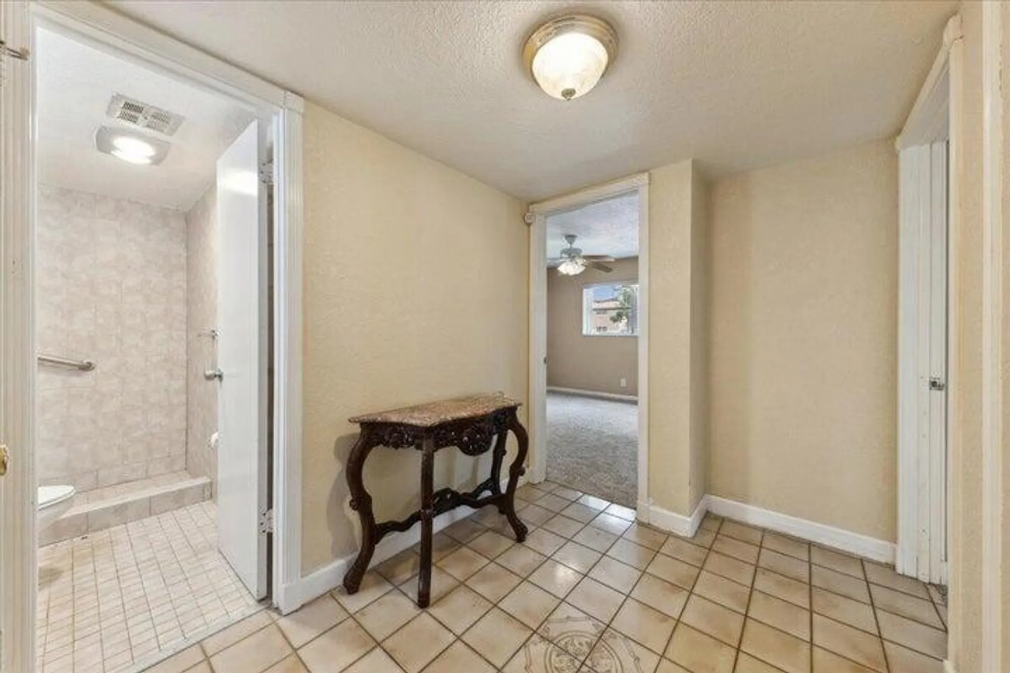 Property Slideshow image 21 of 29 | 2251 nw 48th ter 100, Lauderhill, FL, 33313