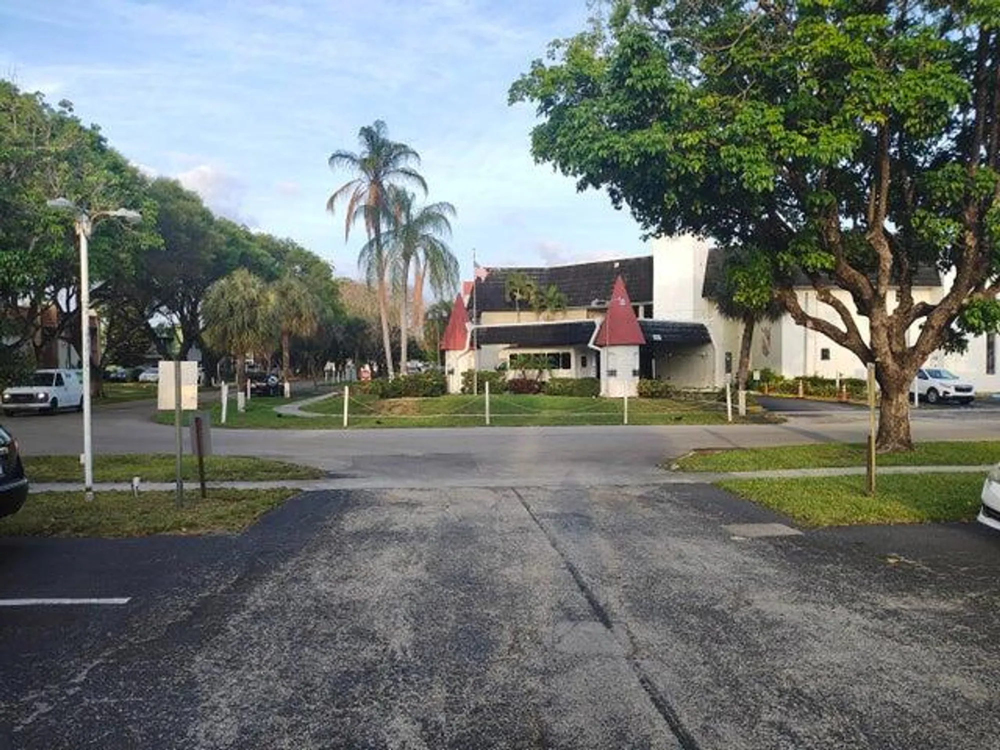 Property Slideshow image 5 of 29 | 2251 nw 48th ter 100, Lauderhill, FL, 33313