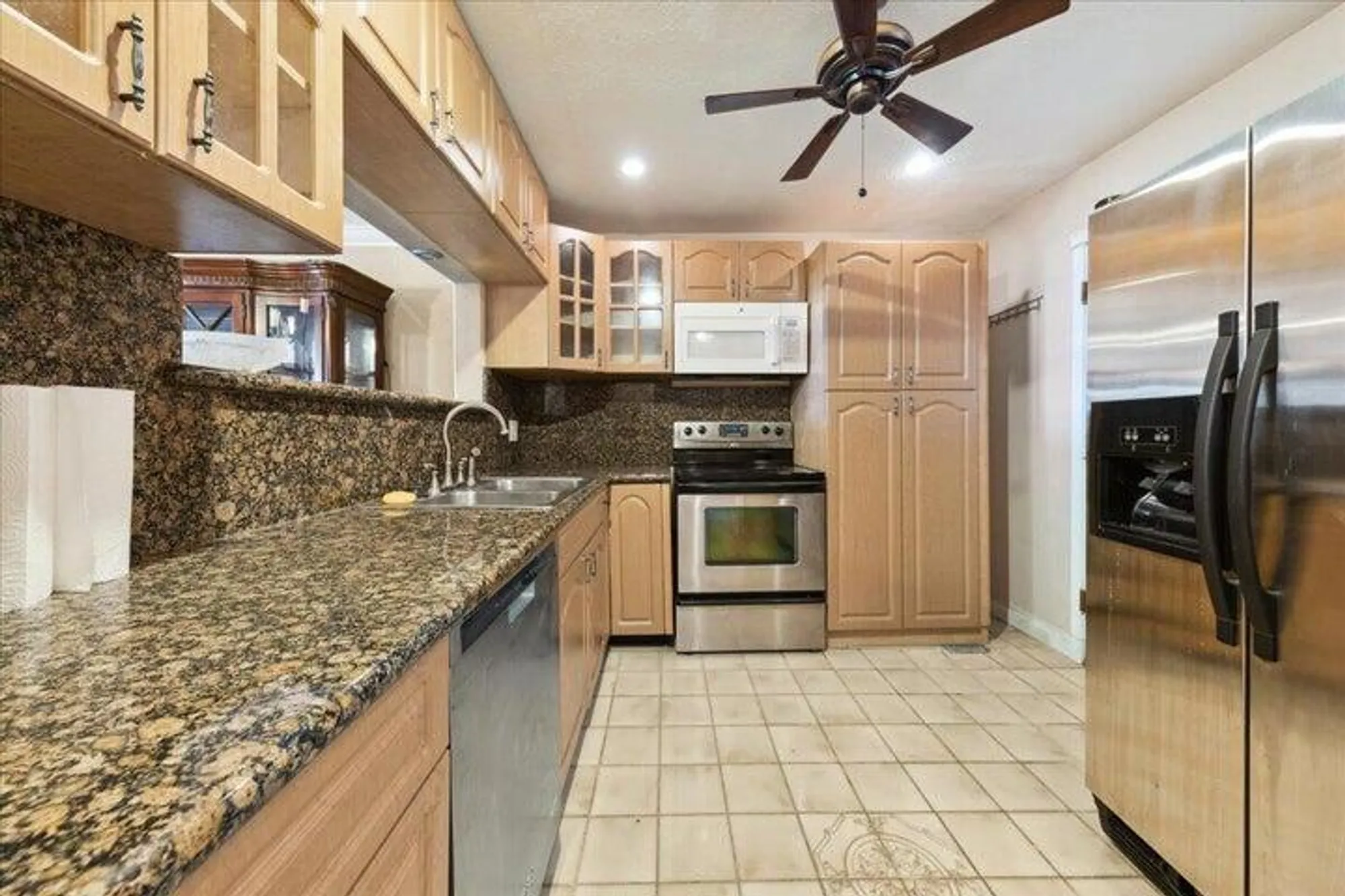 Property Slideshow image 9 of 29 | 2251 nw 48th ter 100, Lauderhill, FL, 33313