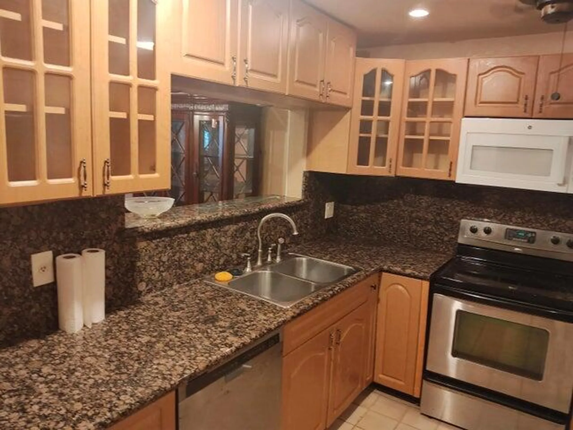 Property Slideshow image 7 of 29 | 2251 nw 48th ter 100, Lauderhill, FL, 33313